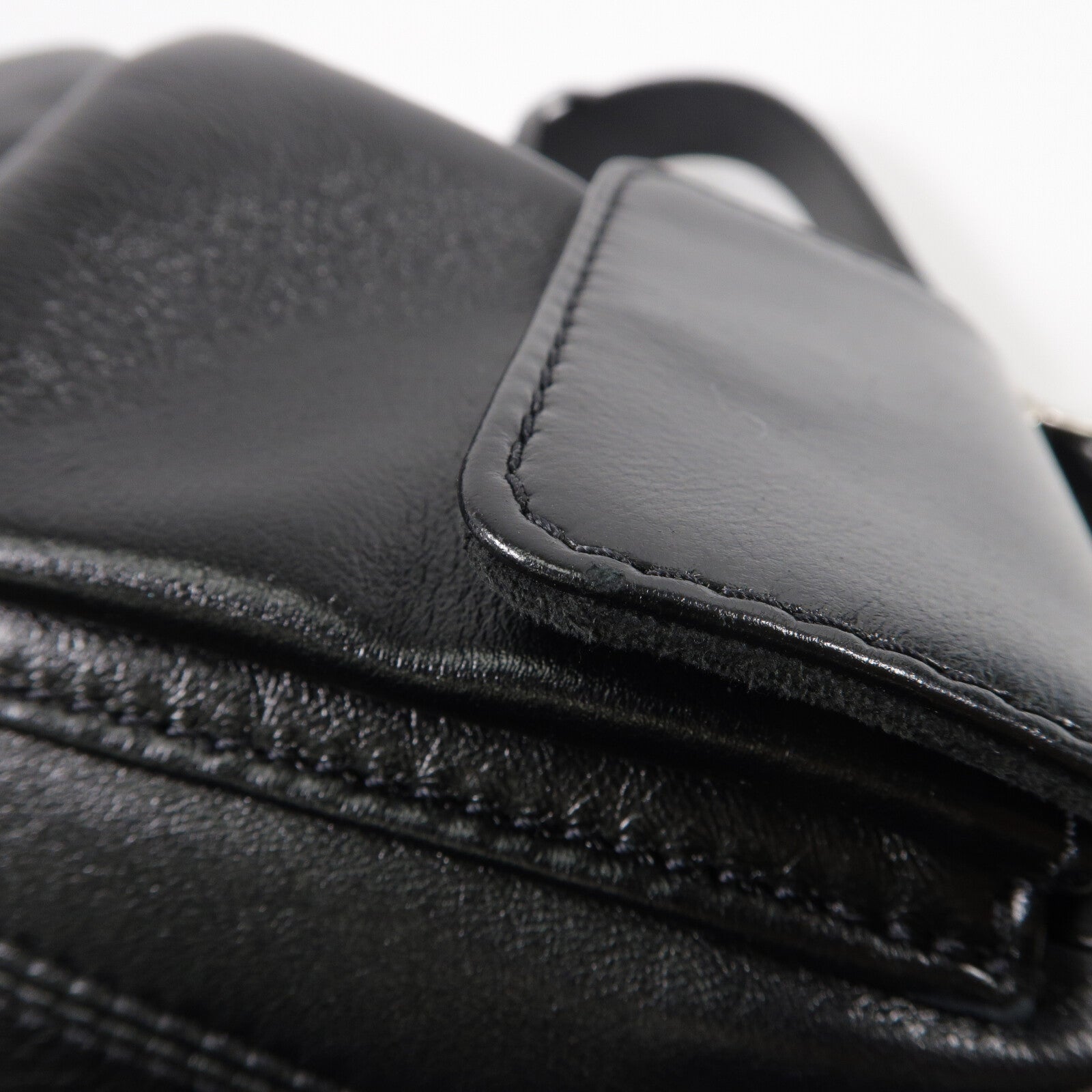 LOUIS VUITTON 羊皮皮革Carry All Vibe PM手挽肩背兩用袋