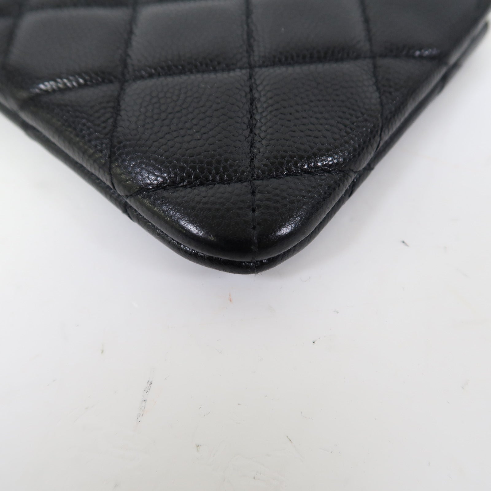 CHANEL 菱格牛皮皮革Mini Pouch金扣手拿包黑色