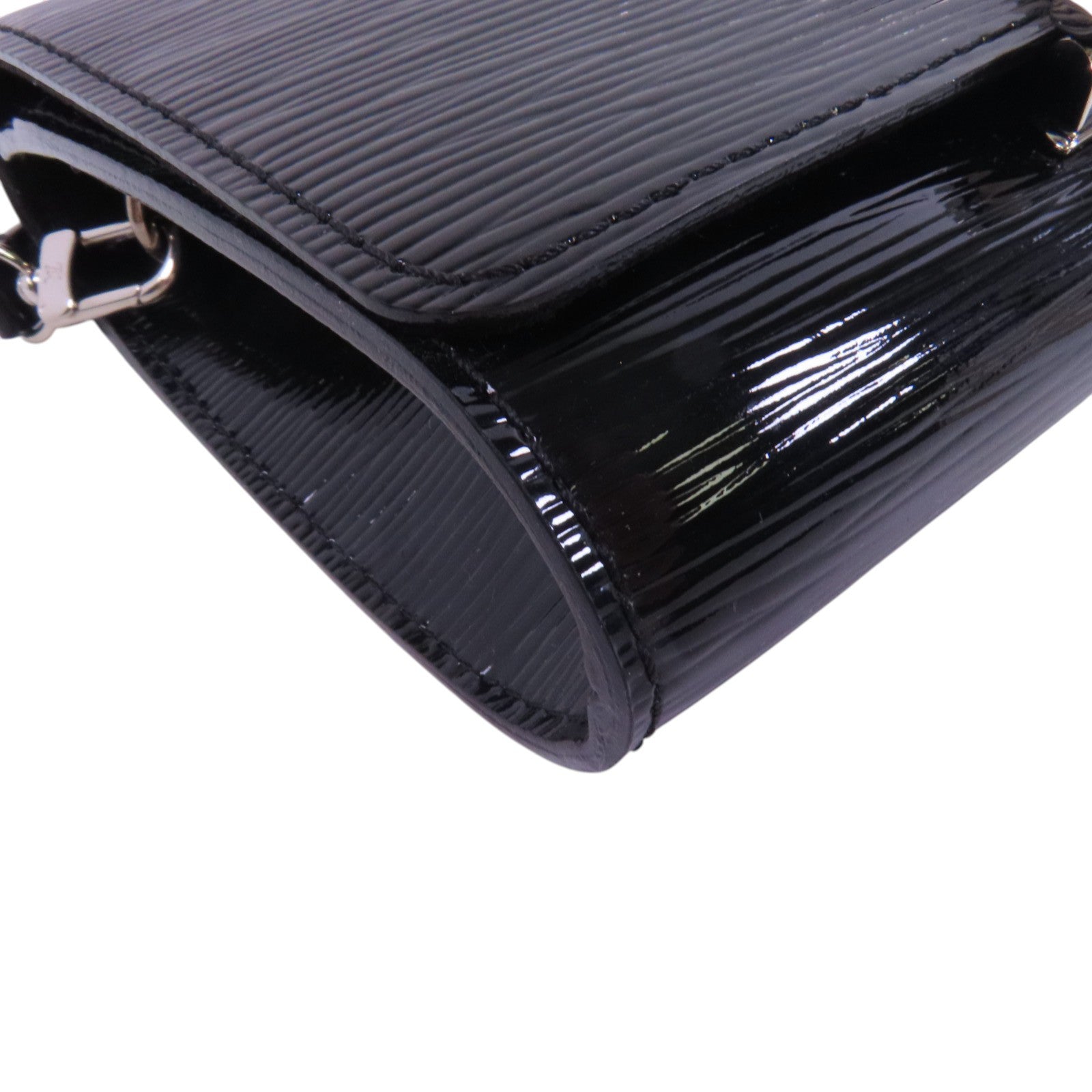 LOUIS VUITTON Epi Leather Pochette Louise PM銀扣肩背袋