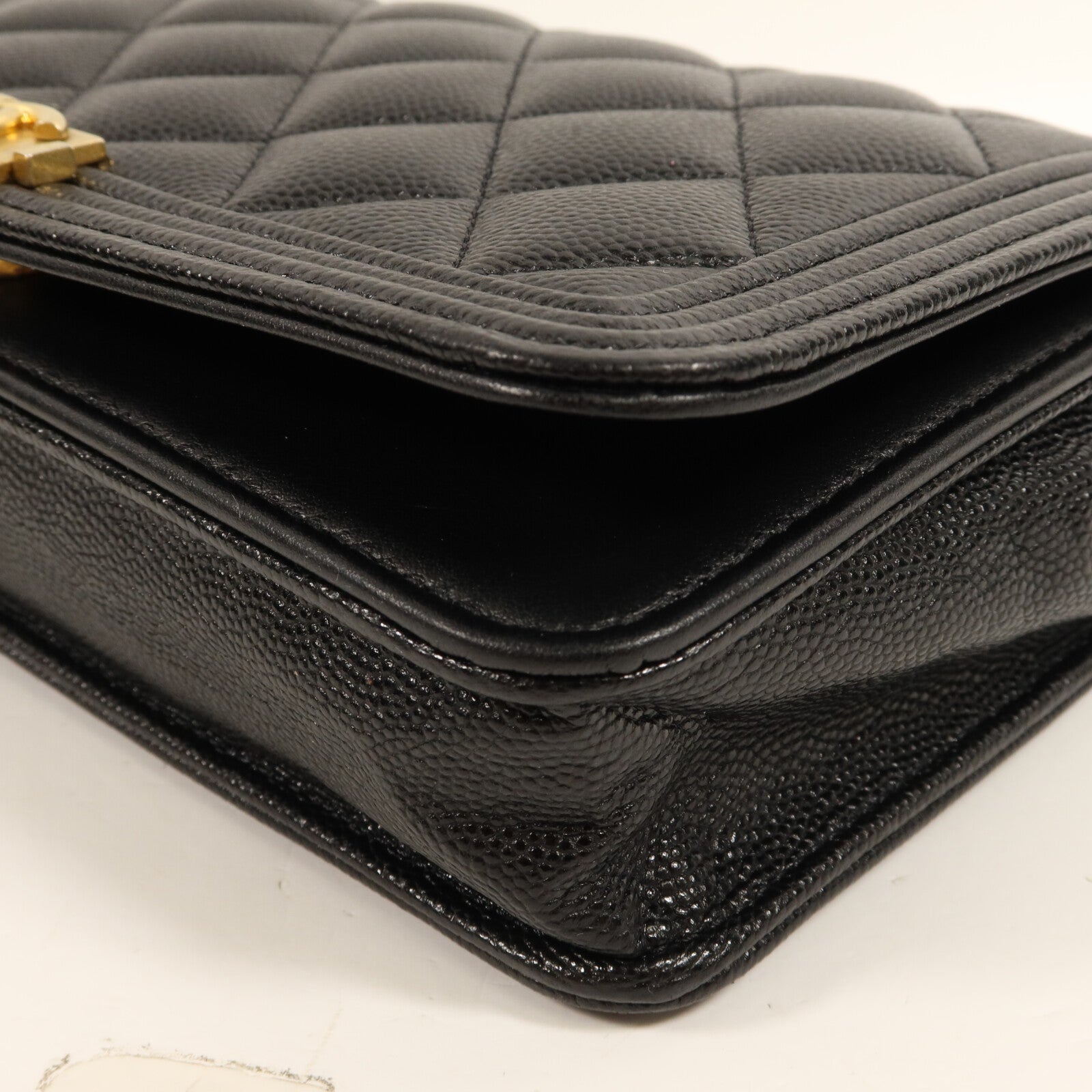 CHANEL 牛皮皮革Boy Wallet On Chain鏈帶肩背袋