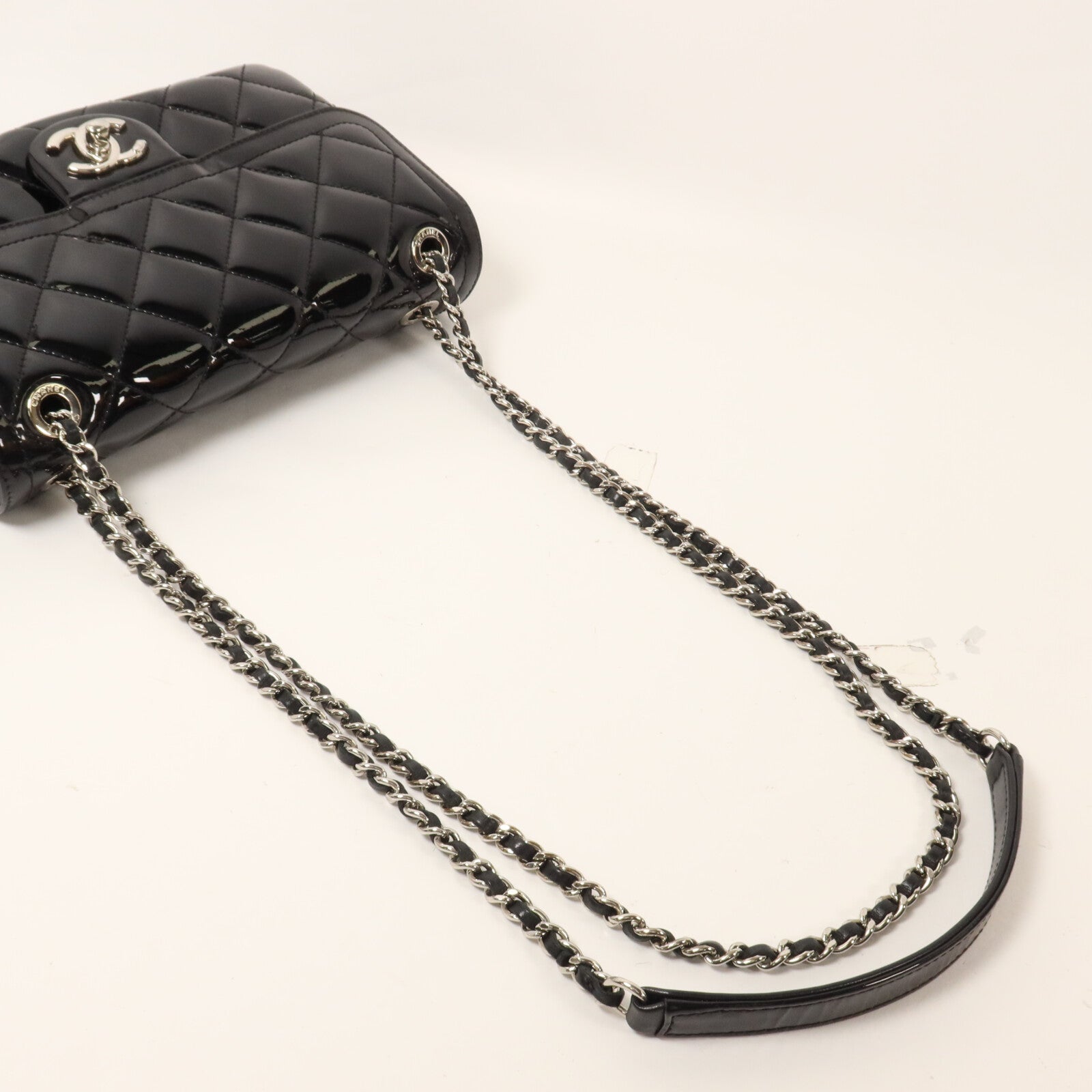 CHANEL 漆皮皮革Chain Shouder Bag鏈帶肩背袋