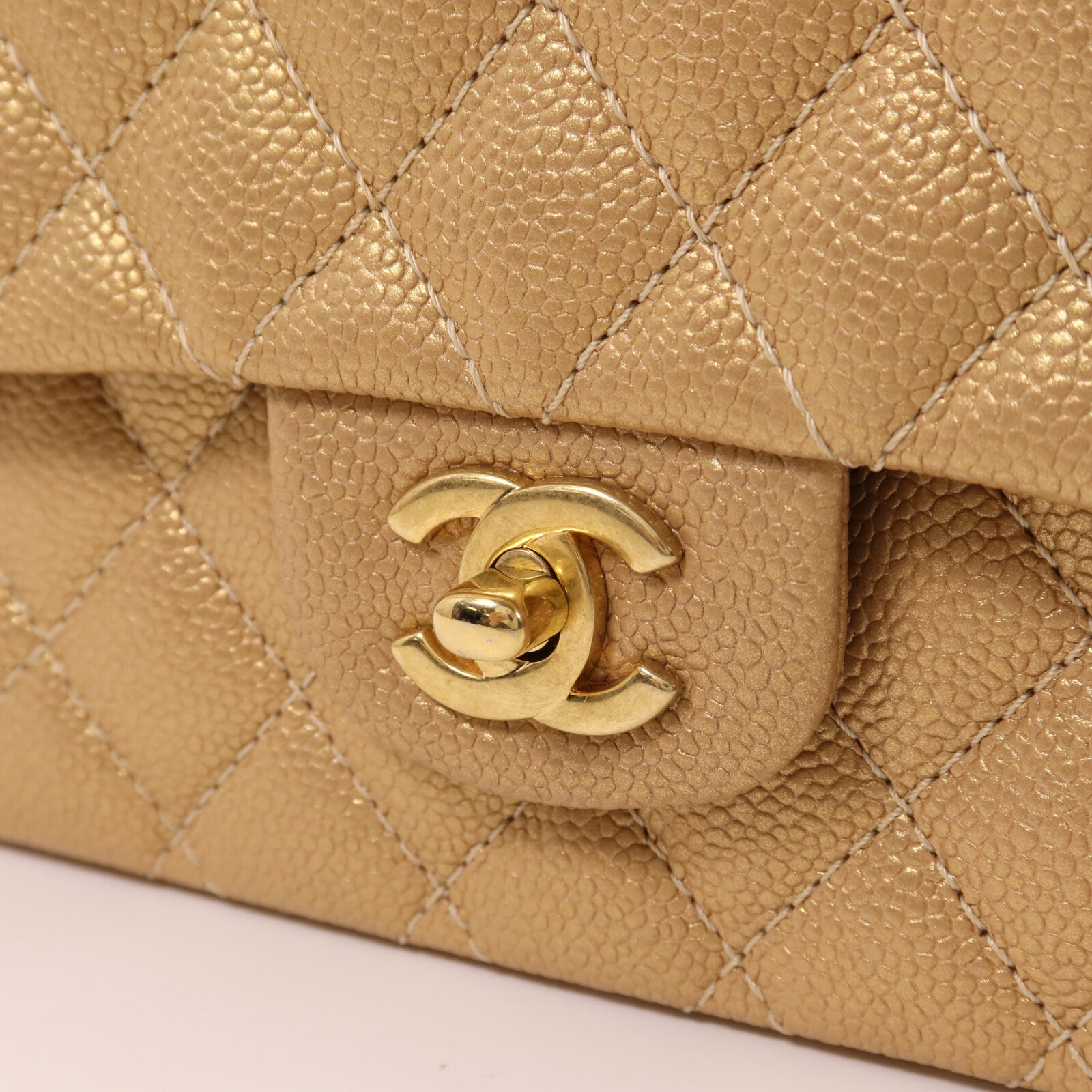 CHANEL 牛皮皮革Classic 25金扣鏈帶肩背袋
