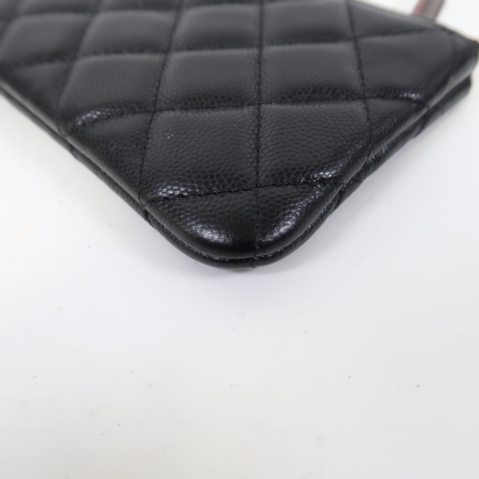 CHANEL 菱格牛皮皮革Mini Pouch金扣手拿包黑色