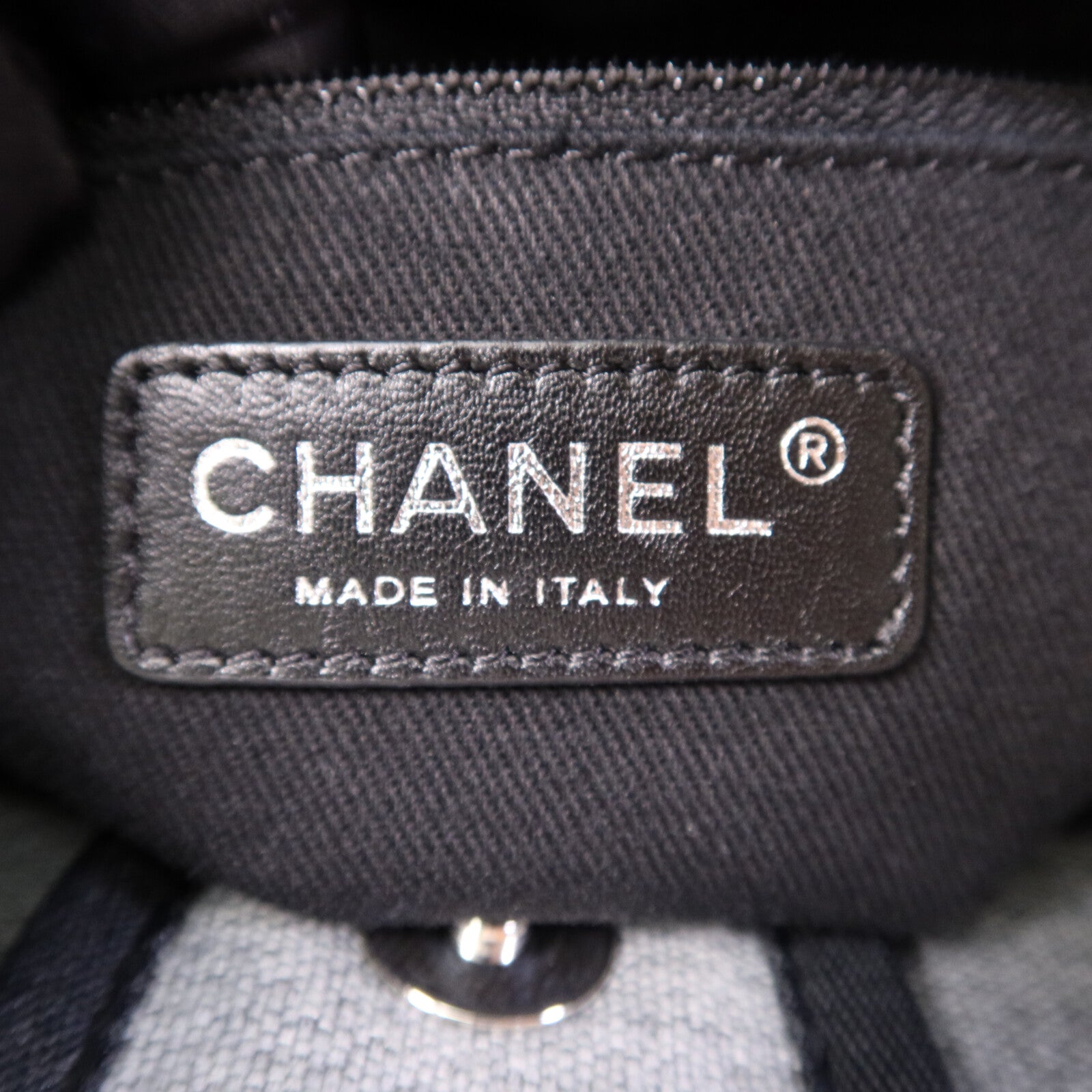 CHANEL 帆布Deauvilie銀扣鏈帶手挽袋