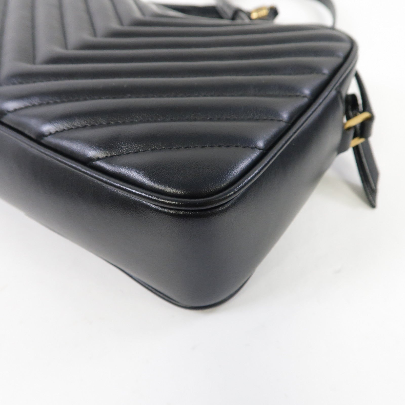 SAINT LAURENT 牛皮皮革Shoulder Bag金扣肩背袋黑色