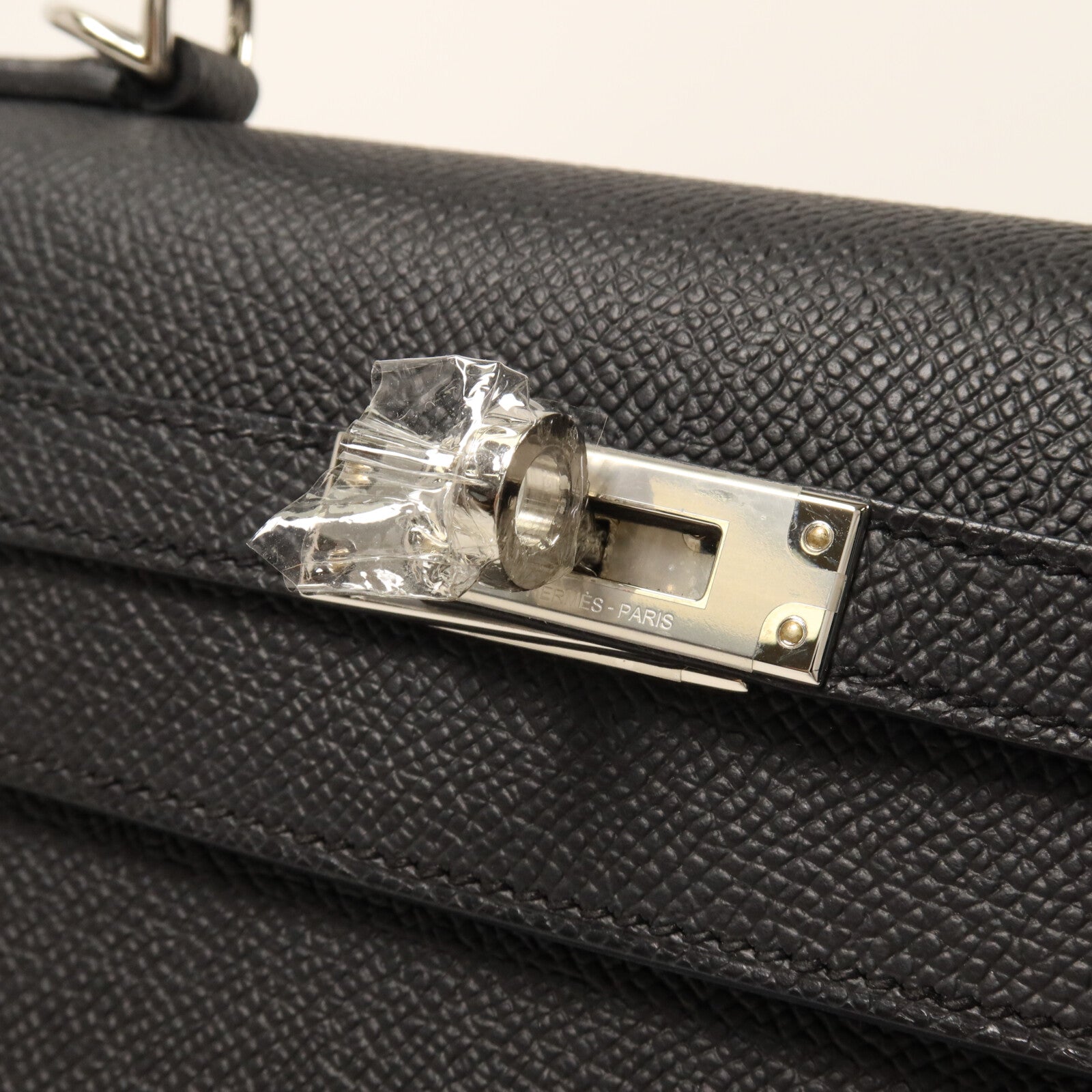 HERMES Epsom皮革Kelly 25手挽肩背兩用袋Noir