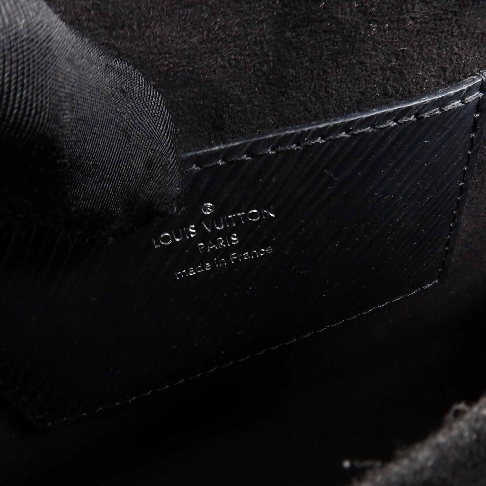 LOUIS VUITTON Epi Twist MM鏈帶肩背袋