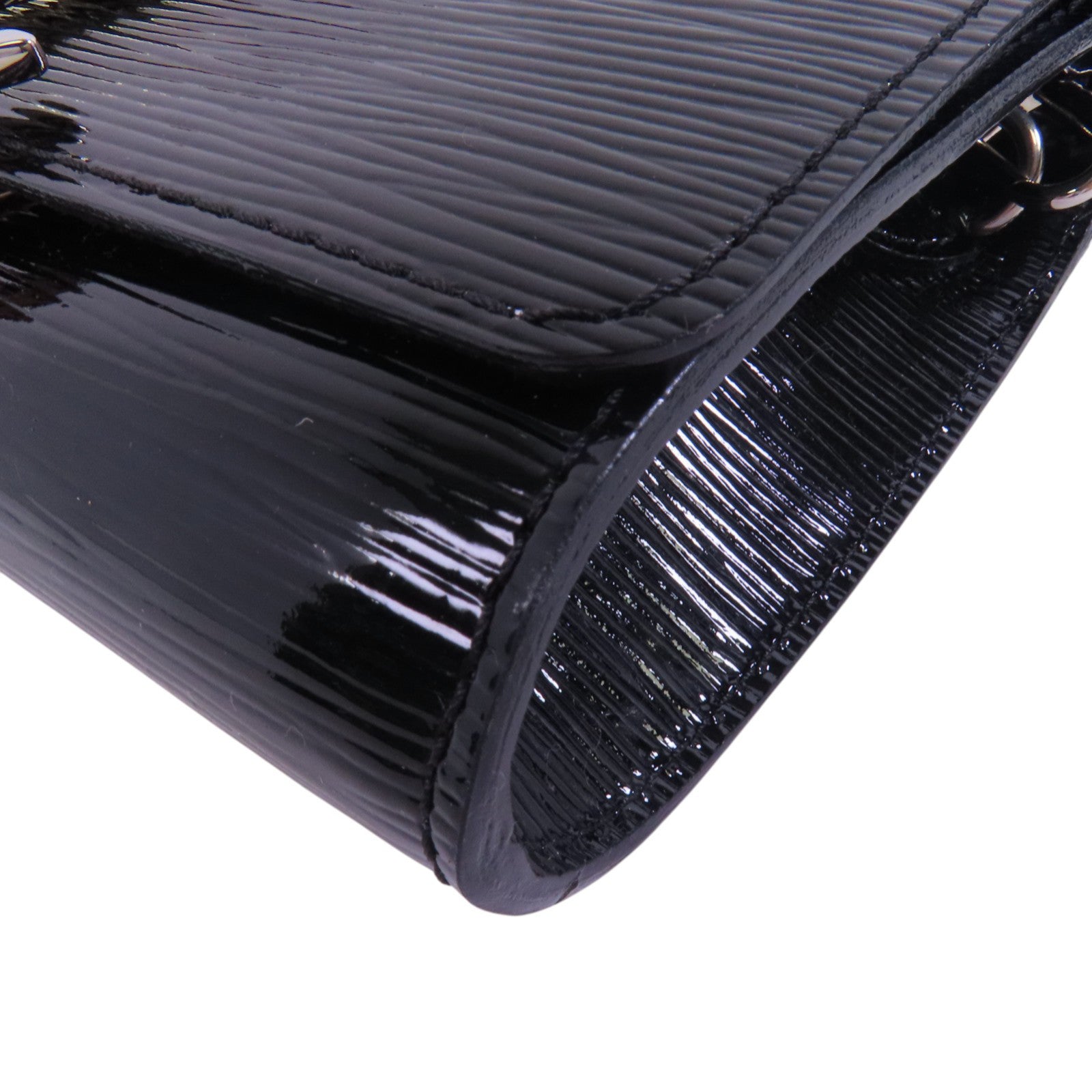 LOUIS VUITTON Epi Leather Pochette Louise PM銀扣肩背袋