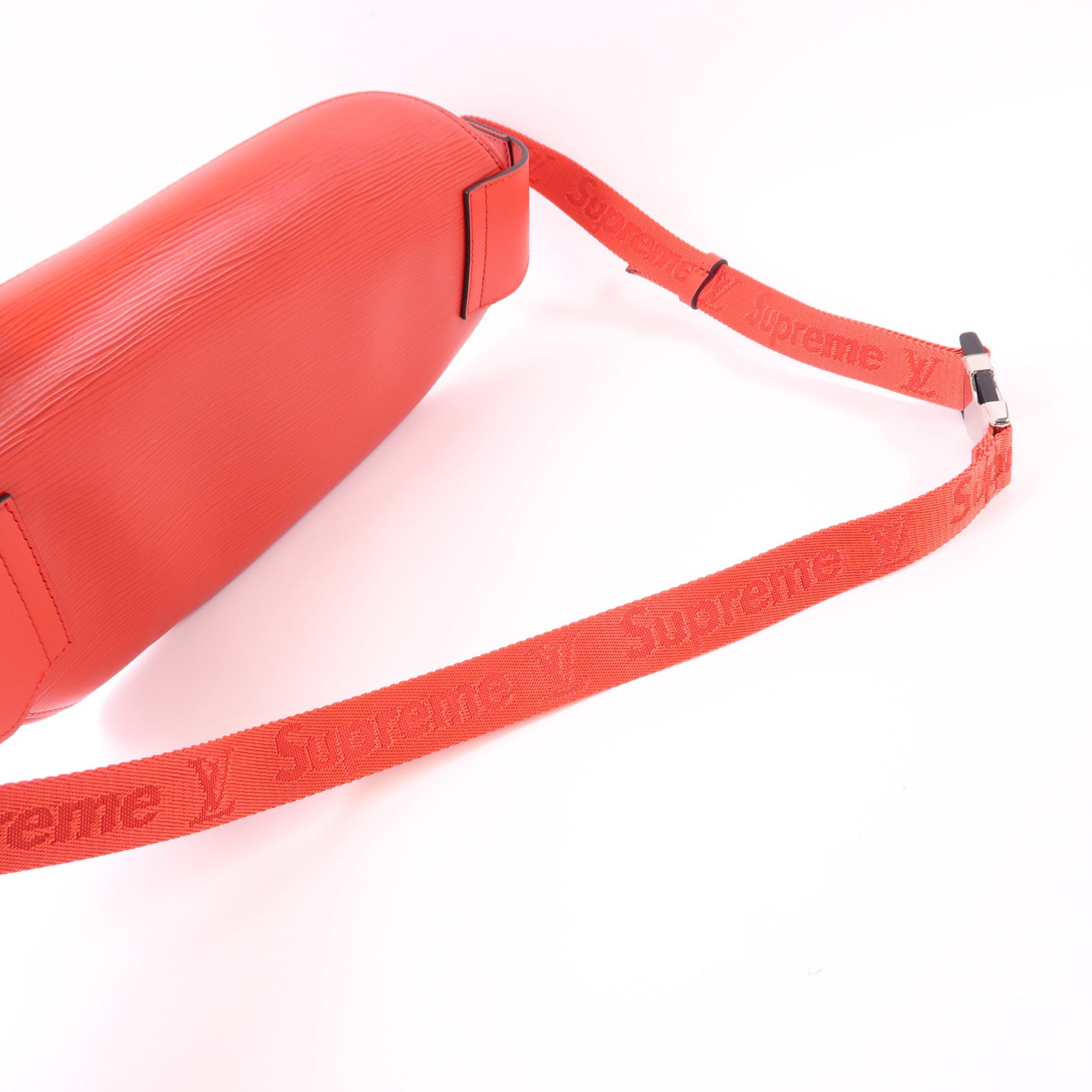 LOUIS VUITTON Epi LV X Supreme Crossbody銀扣腰包/肩背袋