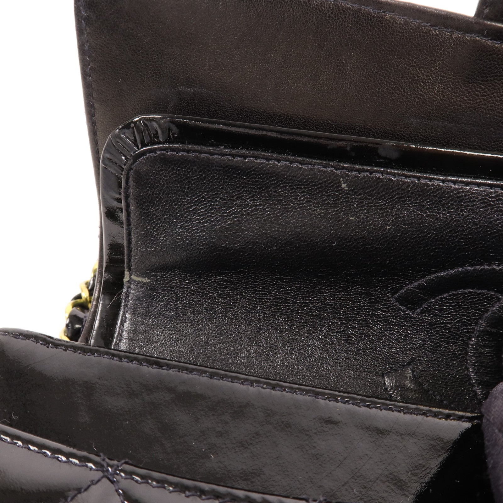 CHANEL 漆皮皮革Classic 23金扣鏈帶肩背袋