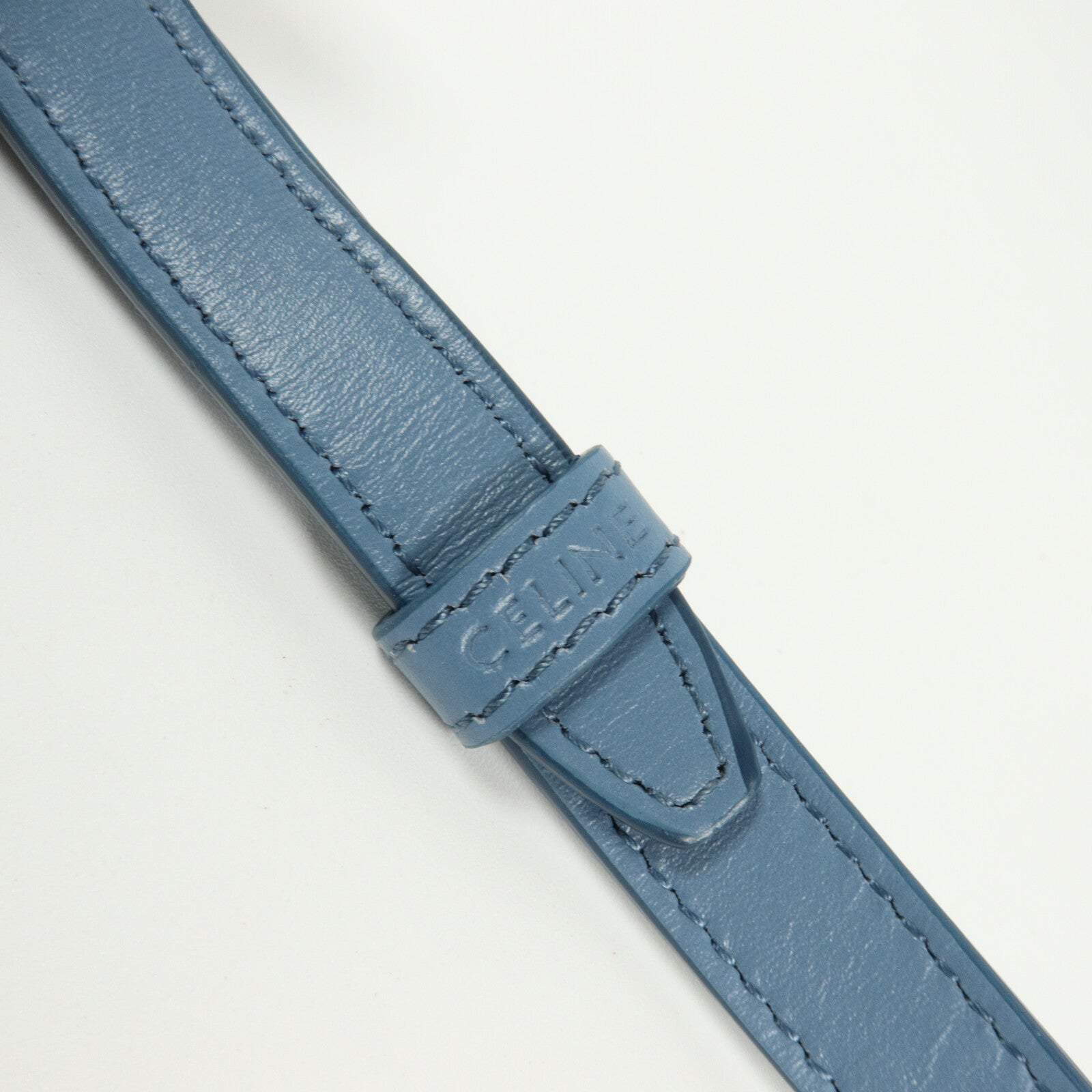 CELINE 牛皮皮革Cuir Triomphe Oval Purse肩背袋