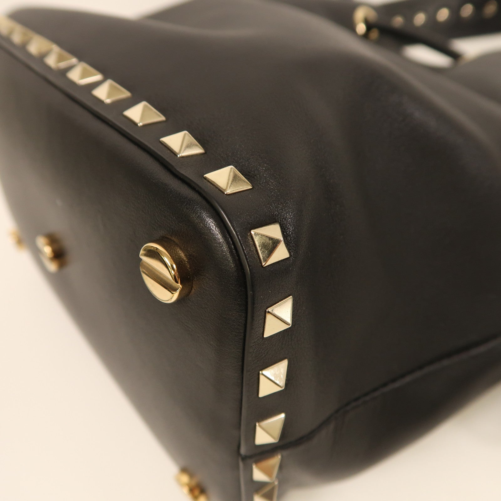 Valentino 牛皮皮革2 Way Shoulder金扣手挽肩背兩用袋黑色
