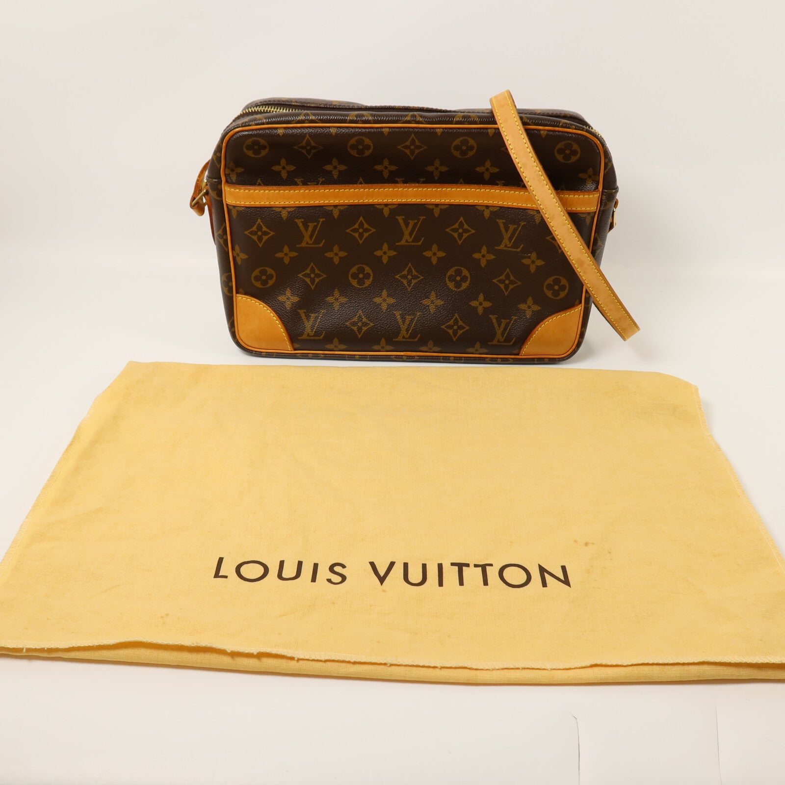 LOUIS VUITTON Monogram Trocadero 30肩背袋