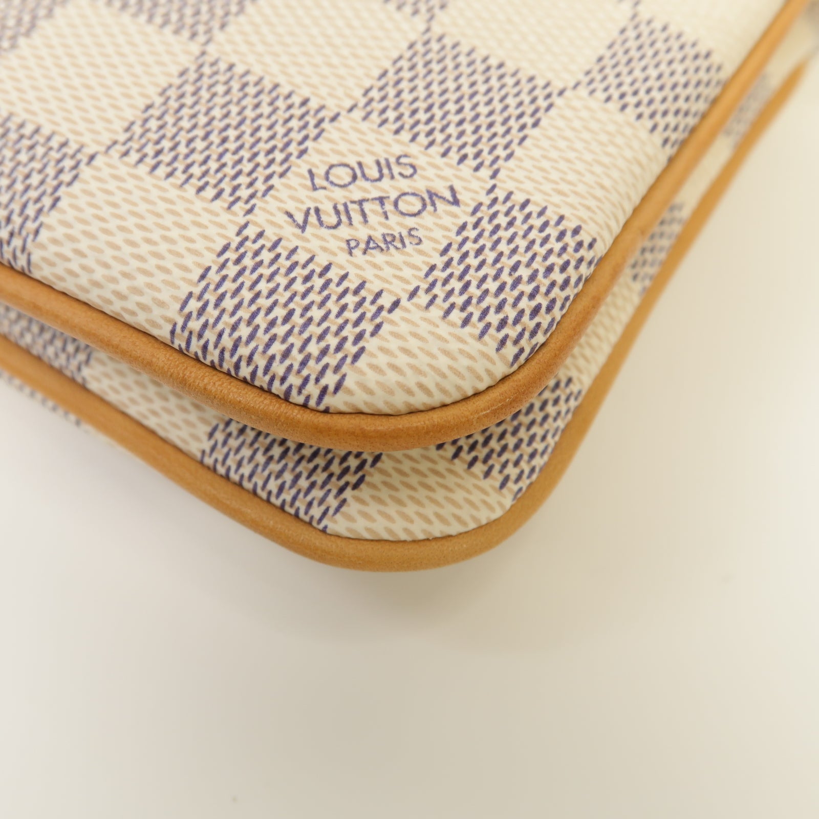 LOUIS VUITTON Damier Azur Double Zip Pochette金扣肩背袋白色