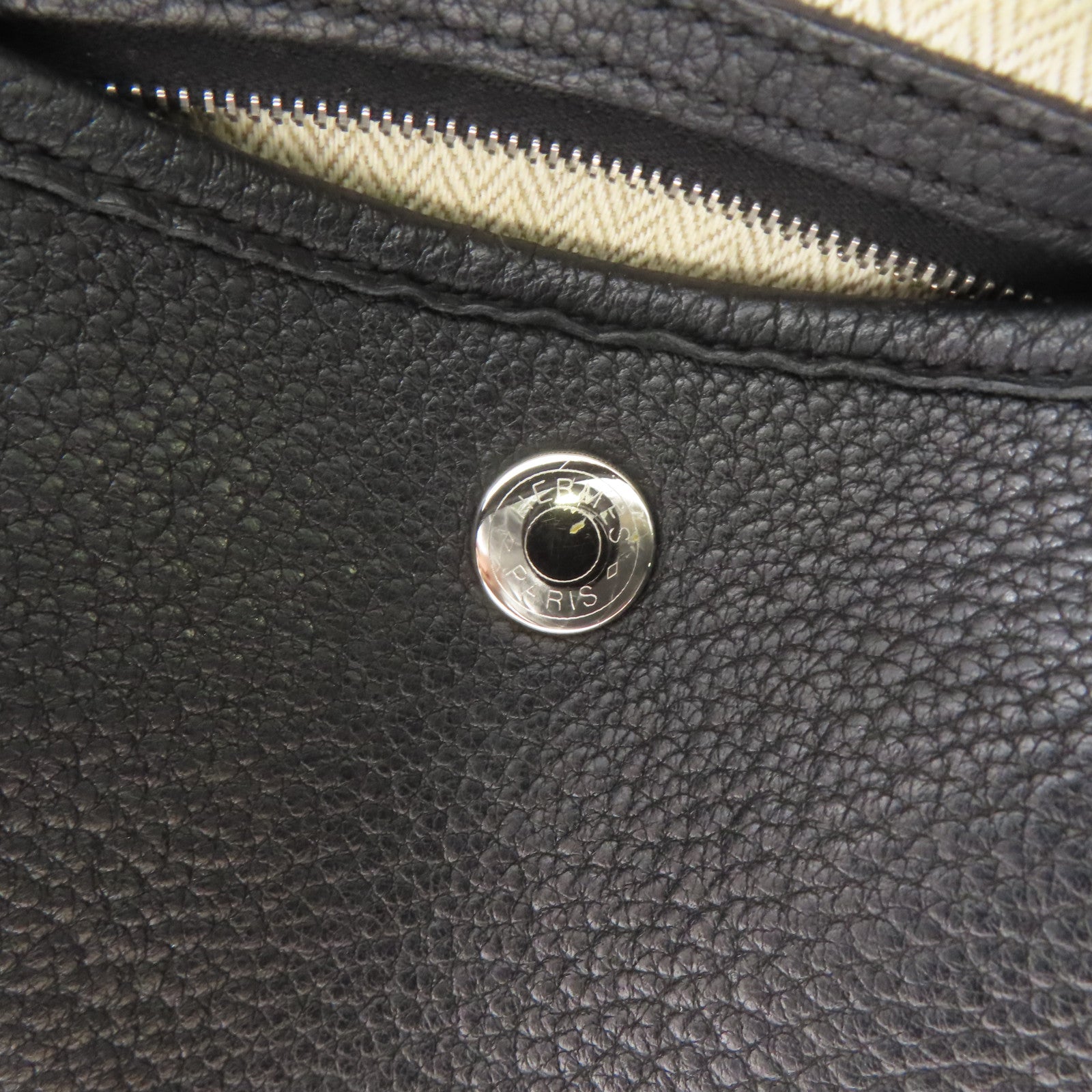 HERMES Negonda皮革Garden Party PM銀扣手挽袋Noir/黑色