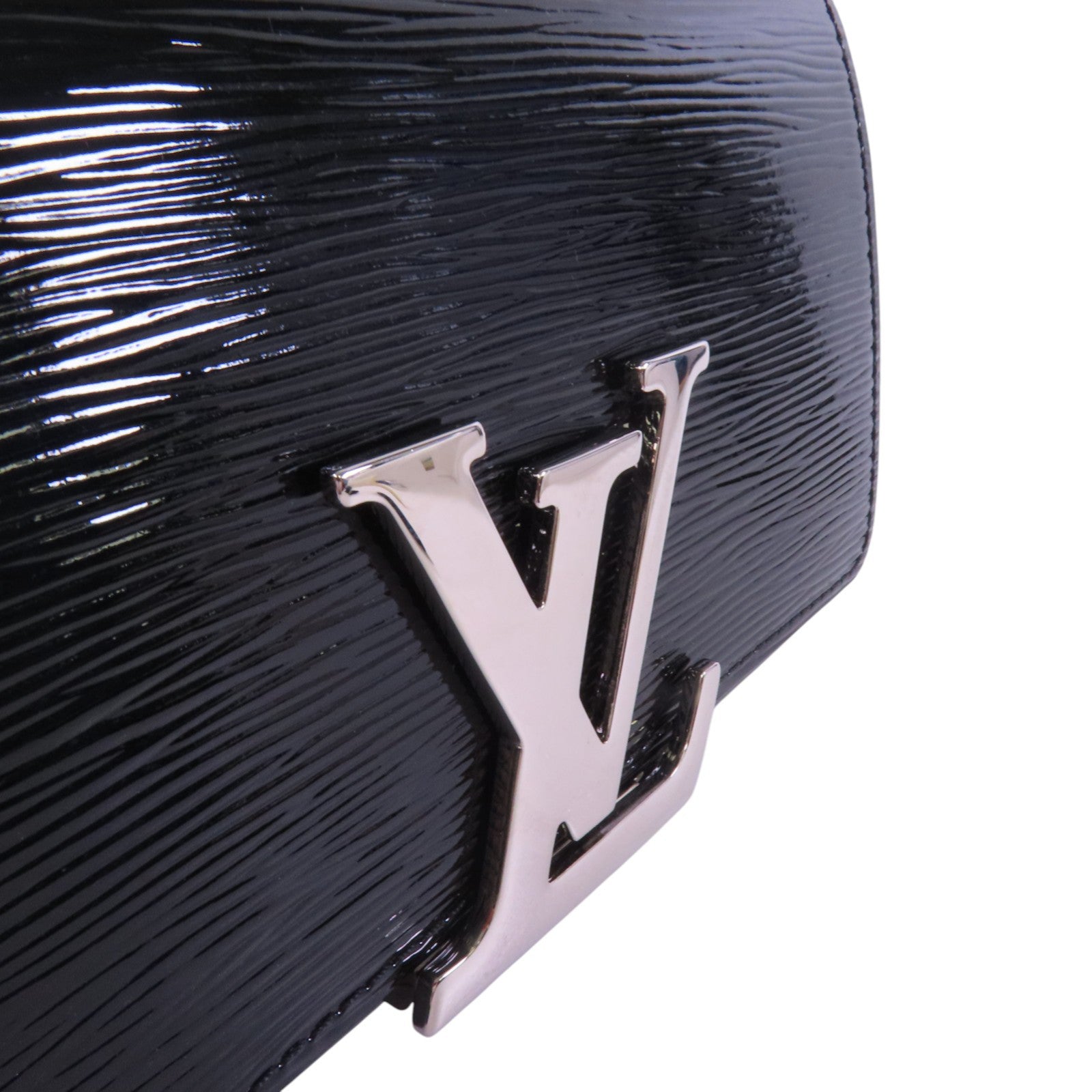 LOUIS VUITTON Epi Leather Pochette Louise PM銀扣肩背袋