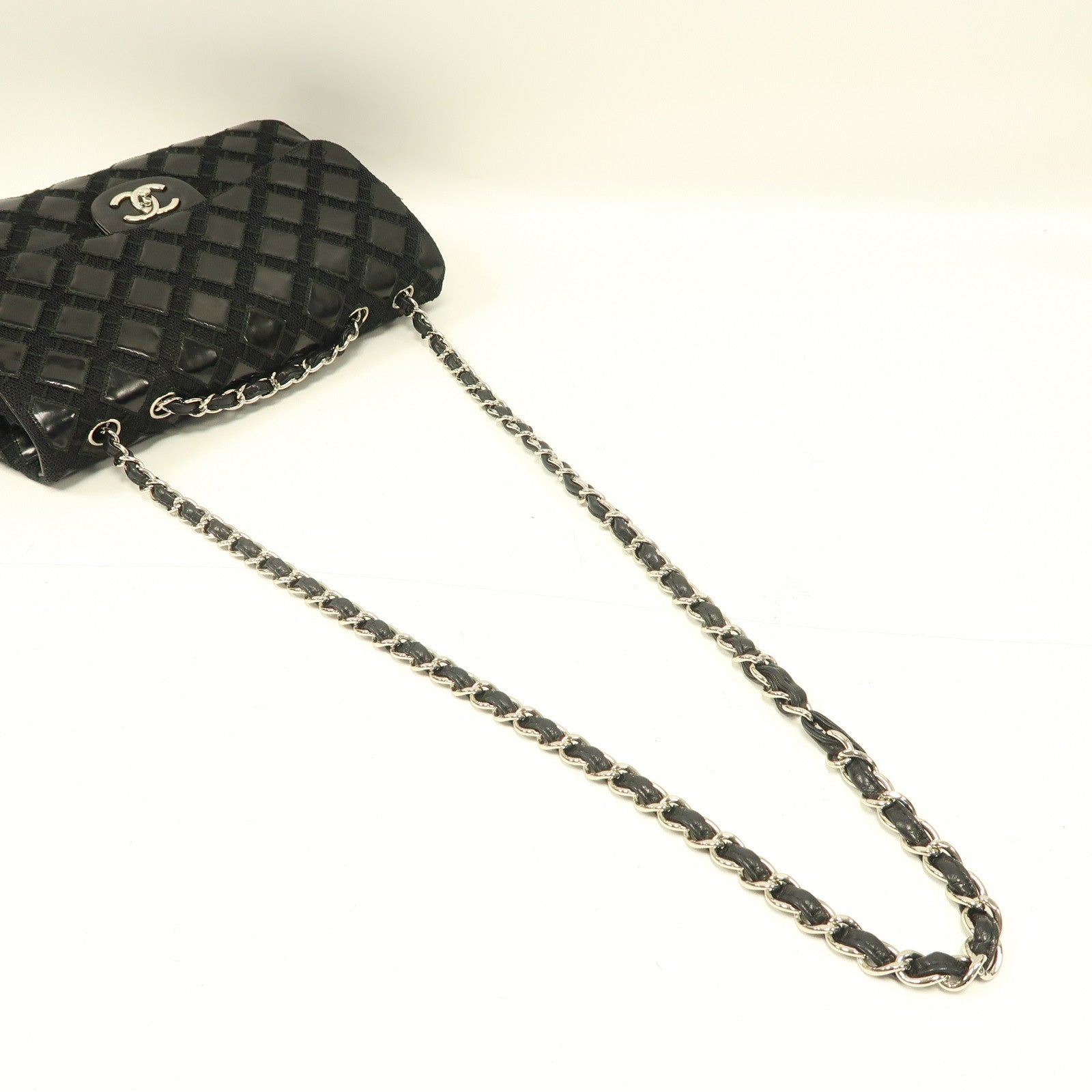 CHANEL 【激減優惠】菱格棉布Chain Shoulder銀扣鏈帶肩背袋黑色