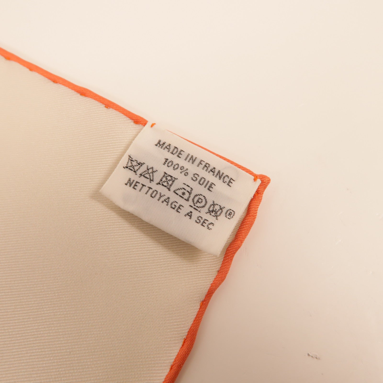 HERMES 【激減優惠】絲質Scarf 90x90cm絲巾