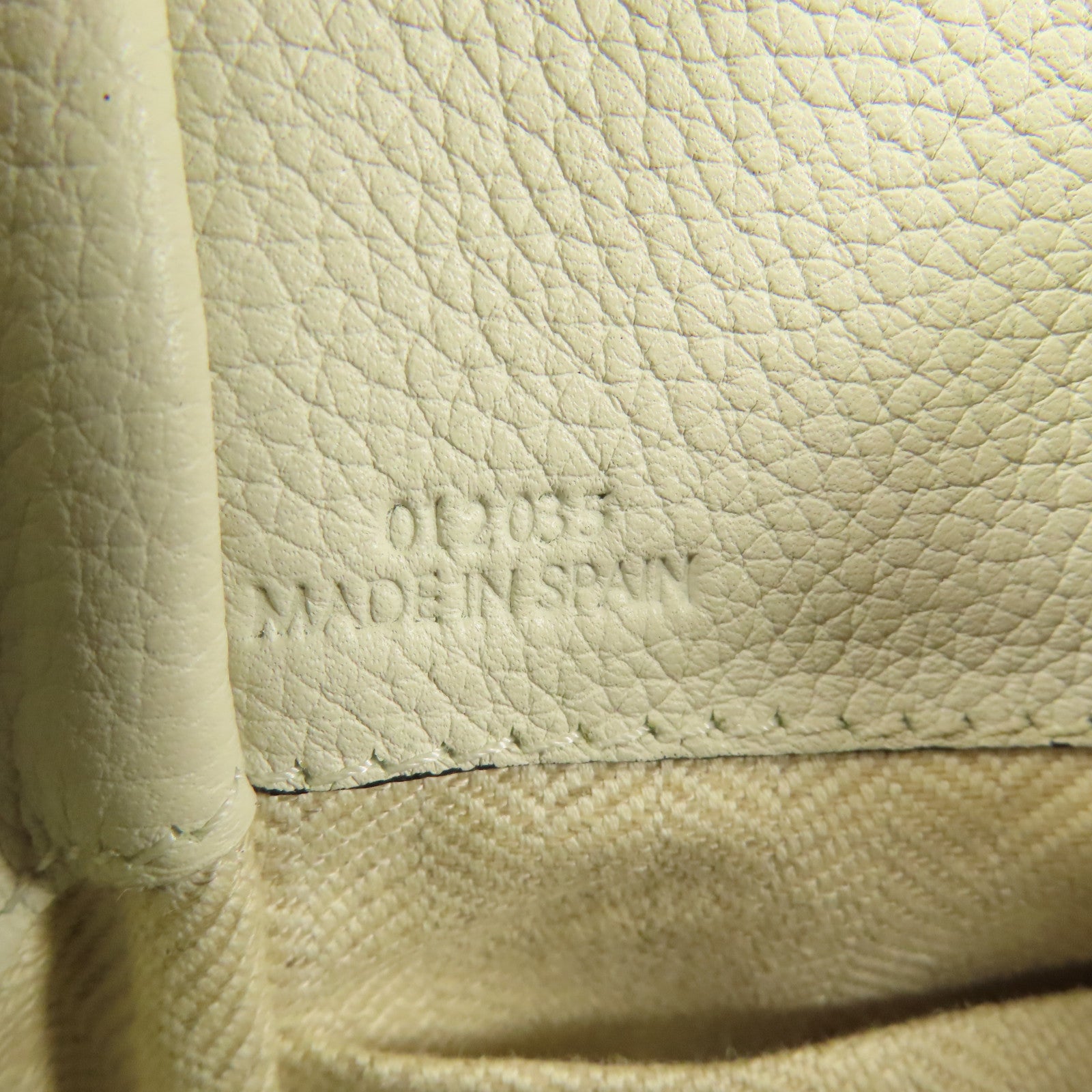 LOEWE 牛皮皮革Mini Hammock銀扣手挽肩背兩用袋