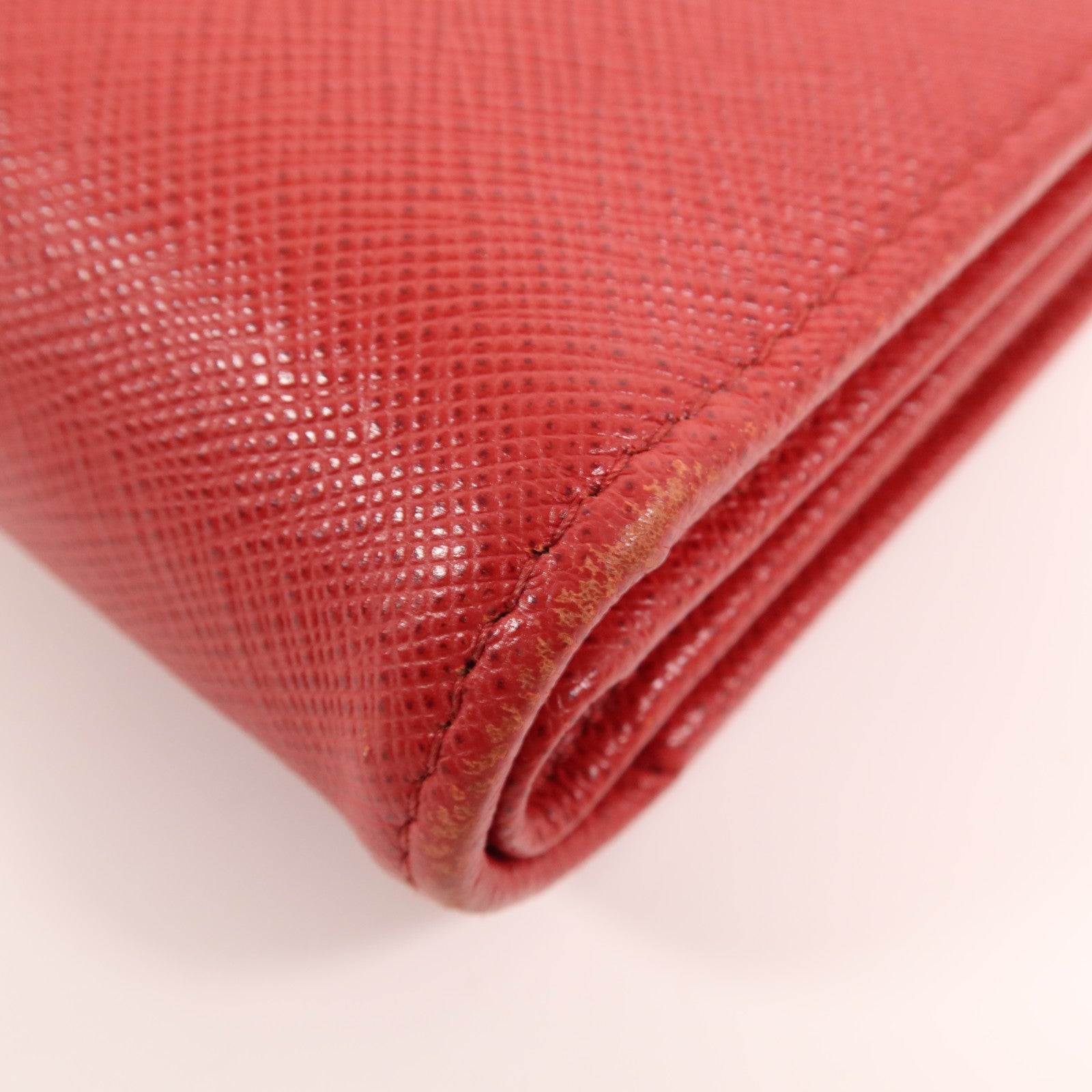 PRADA Saffiano皮革Wallet金扣錢包