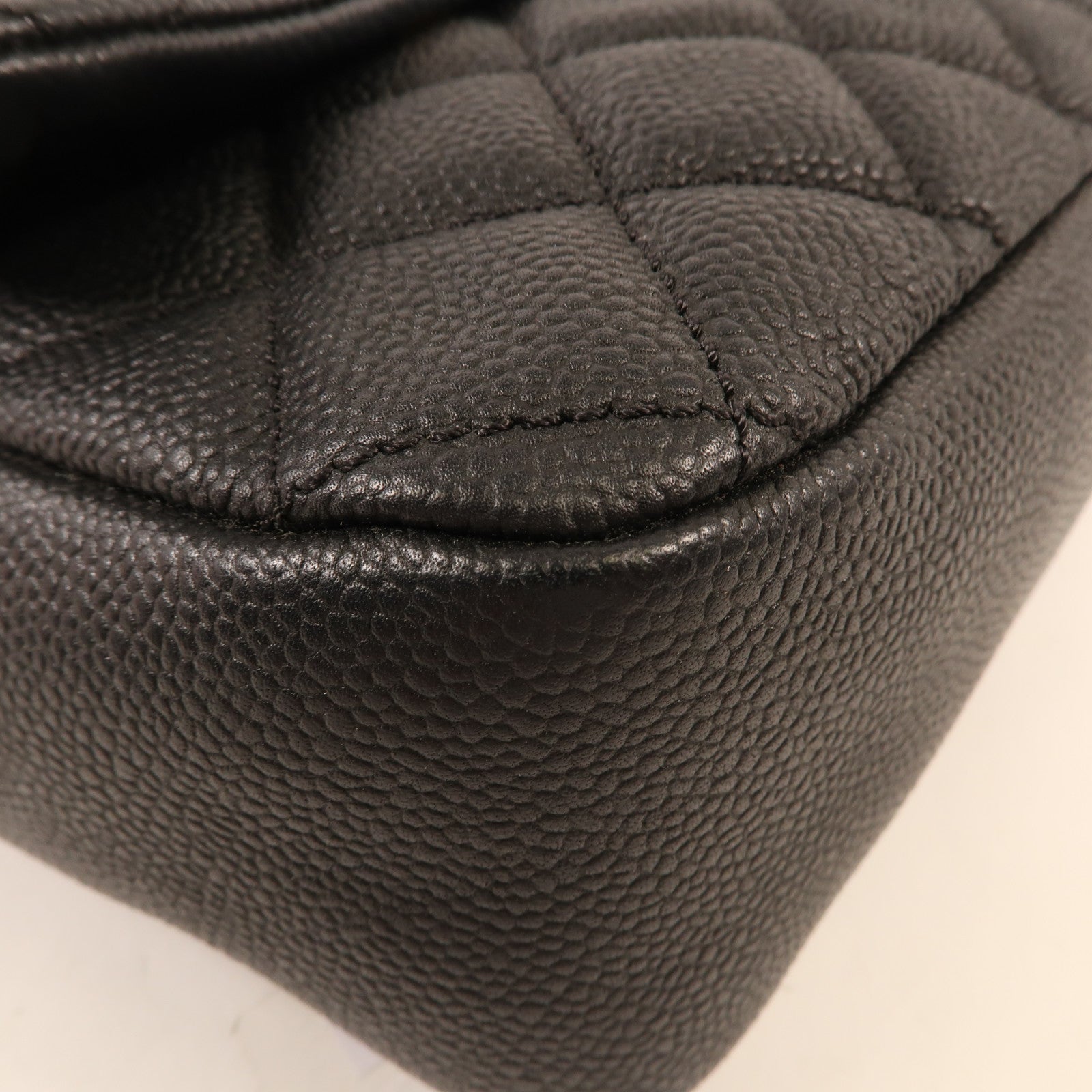 CHANEL 牛皮皮革Shoulder Bag銀扣鏈帶肩背袋