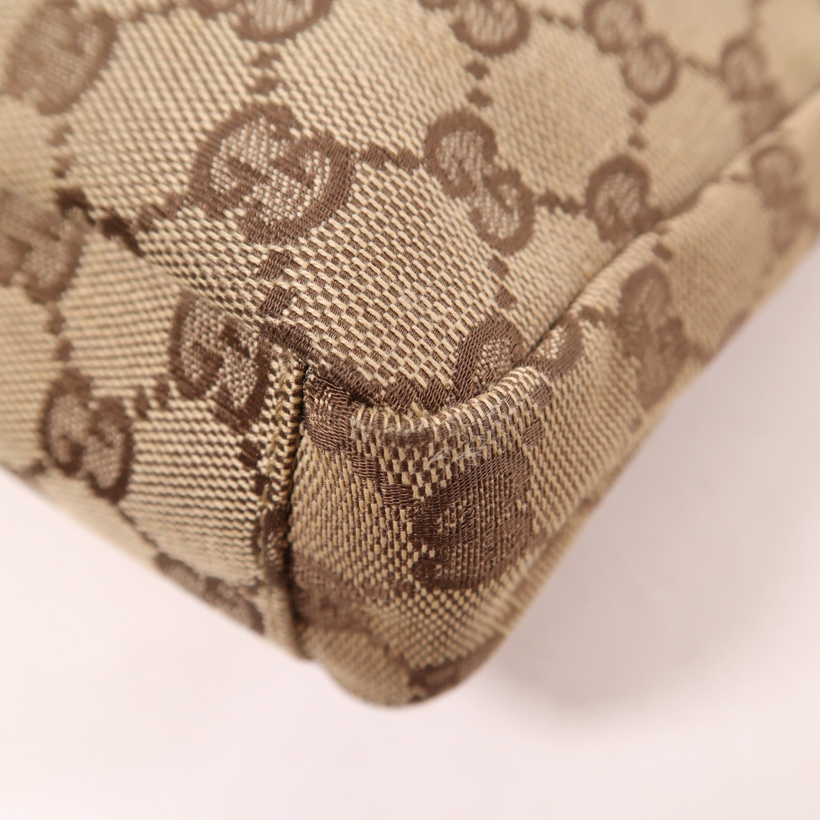 GUCCI 帆布Shoulder Bag銀扣手挽袋