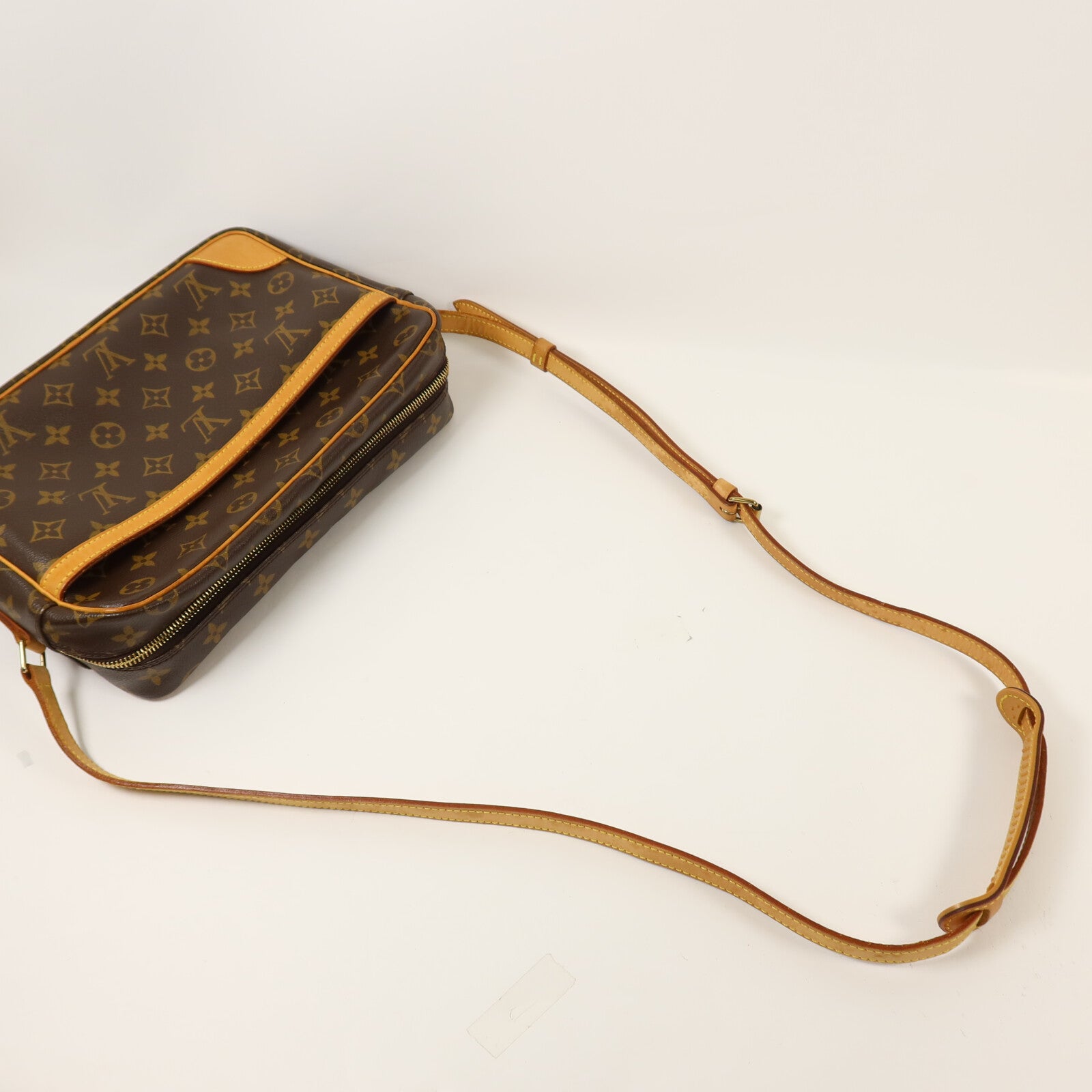 LOUIS VUITTON Monogram Trocadero 30肩背袋