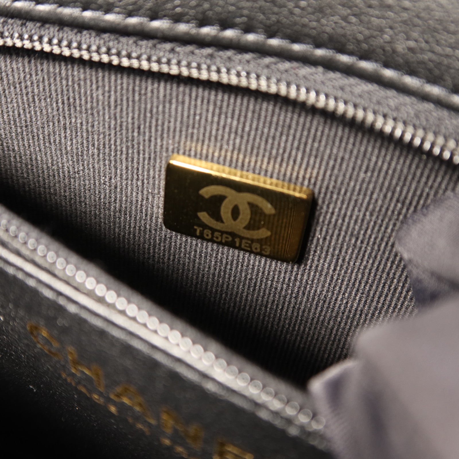 CHANEL 羊皮皮革Chain Shoulder Bag金扣鏈帶肩背袋