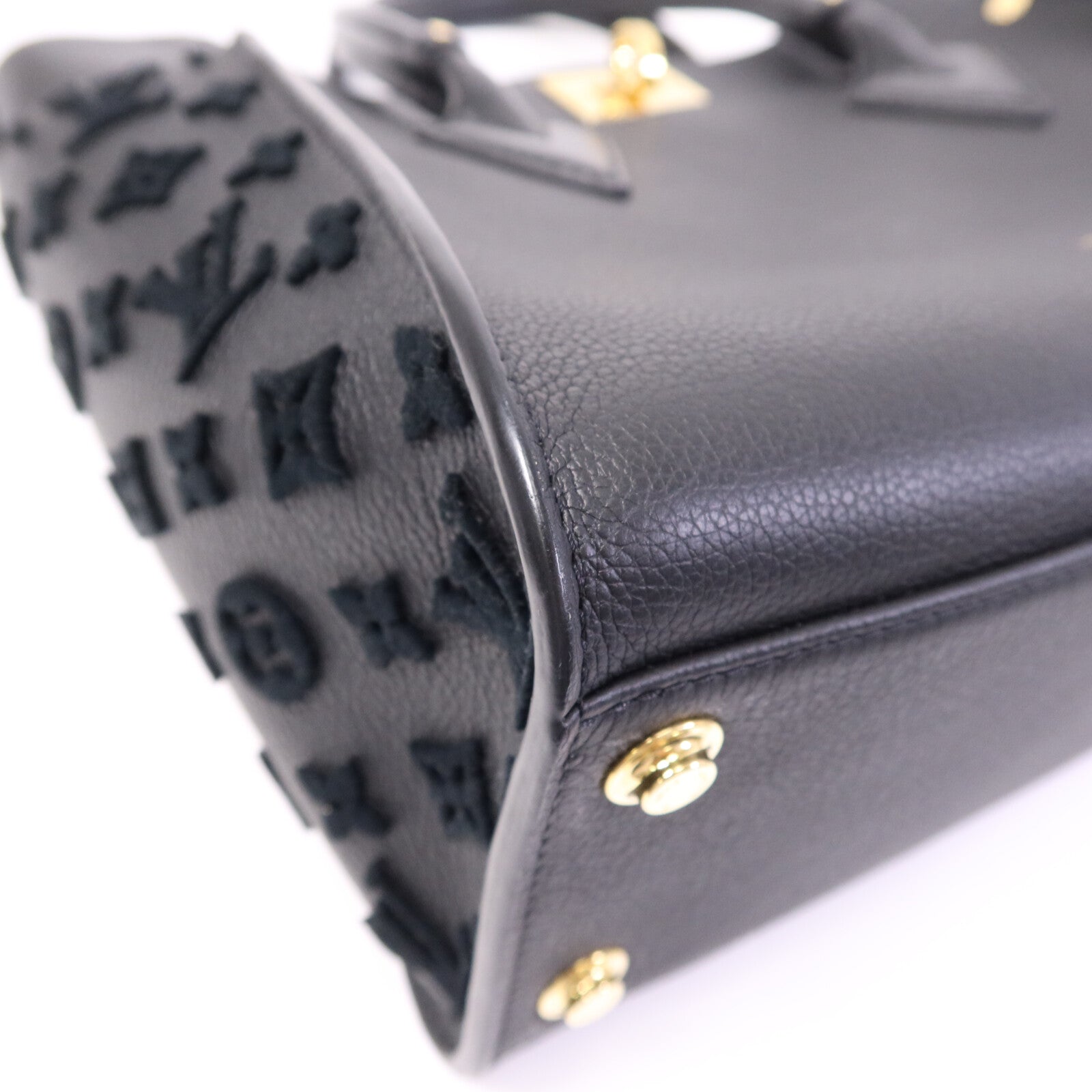 LOUIS VUITTON 牛皮皮革On My Side MM金扣手挽肩背兩用袋