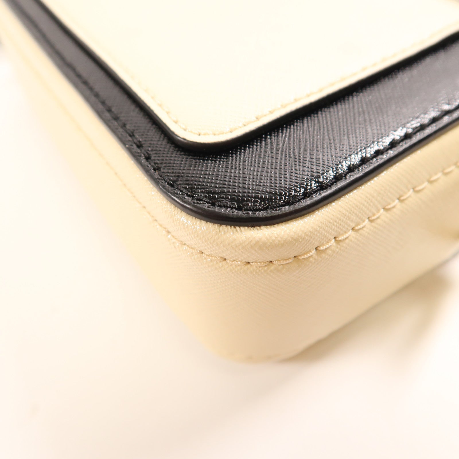 MARC JACOBS 牛皮皮革Shoulder Bag金扣肩背袋