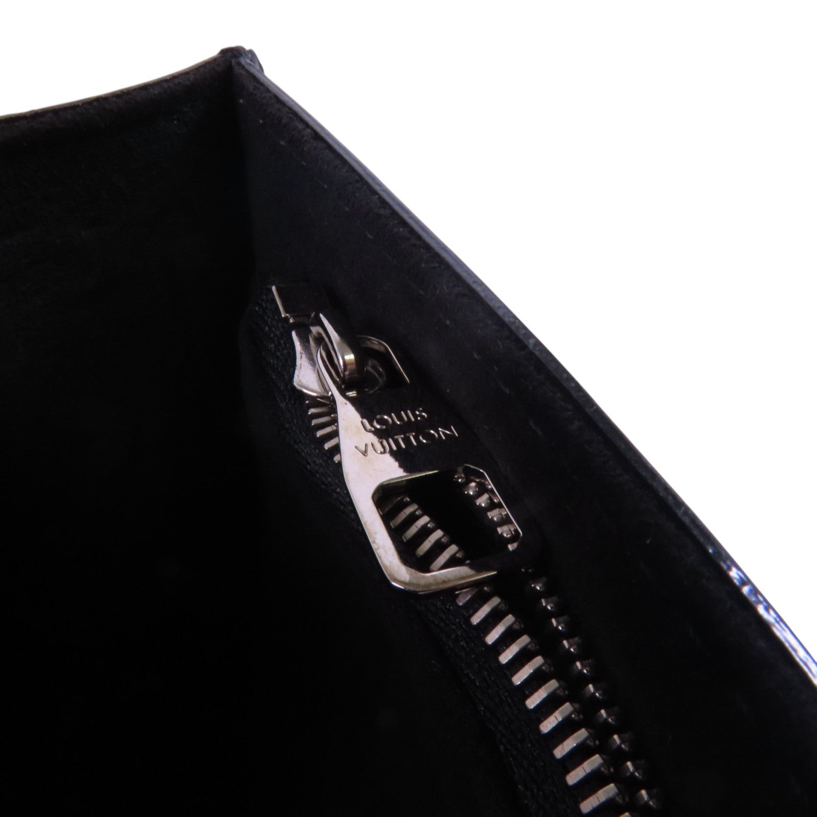 LOUIS VUITTON Epi Leather Pochette Louise PM銀扣肩背袋