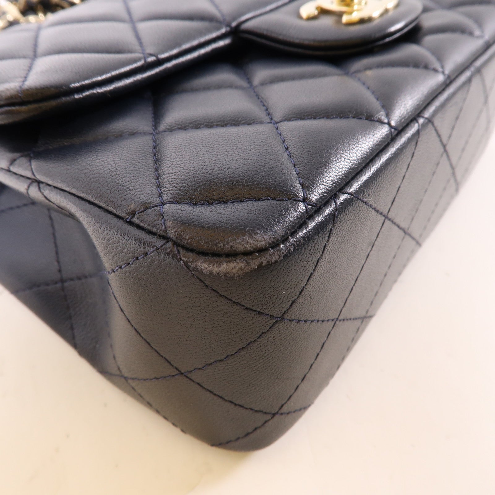 CHANEL 羊皮皮革Classic 20cm金扣鏈帶肩背袋深藍色
