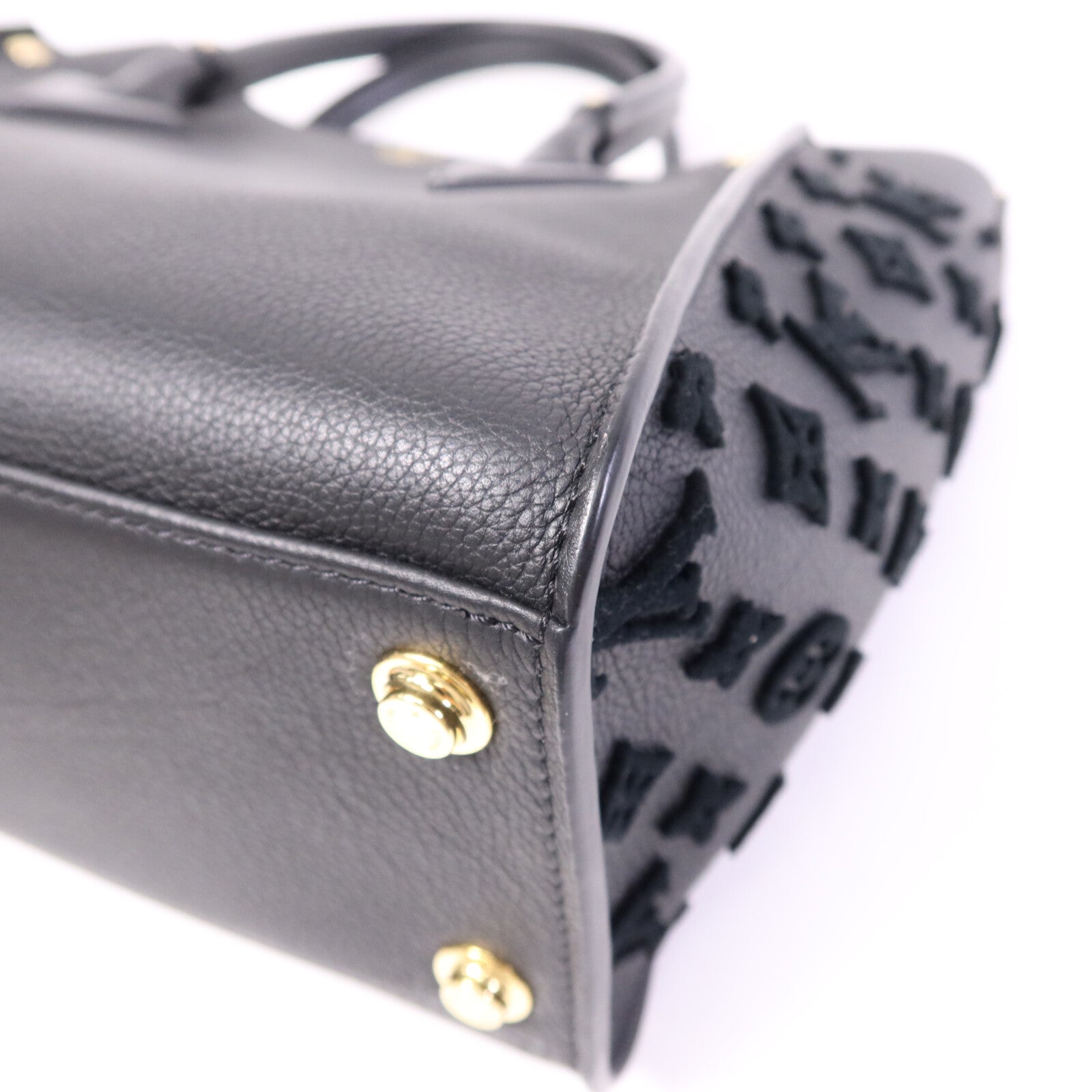 LOUIS VUITTON 牛皮皮革On My Side MM金扣手挽肩背兩用袋