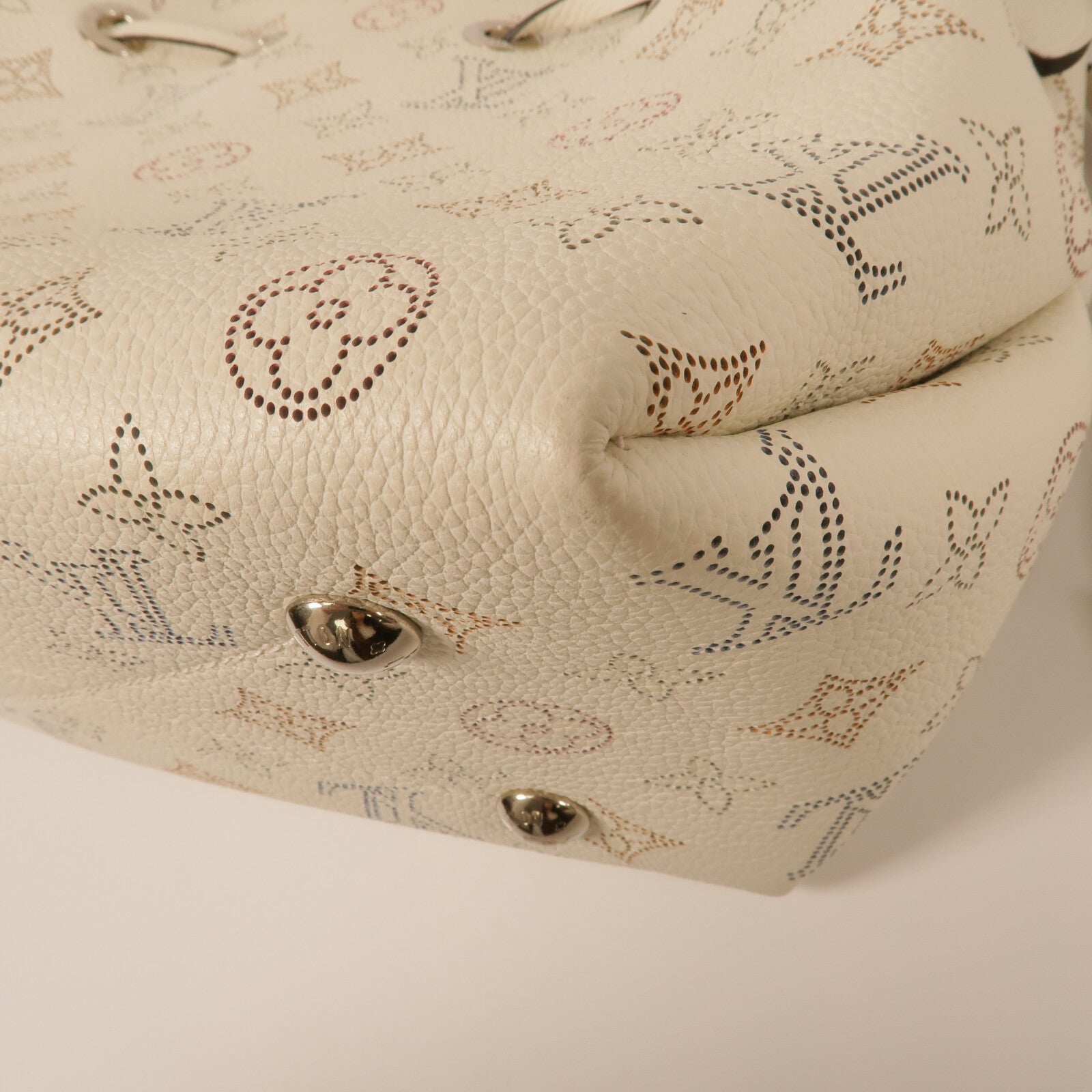 LOUIS VUITTON Mahina Bella鏈帶手挽肩背兩用袋