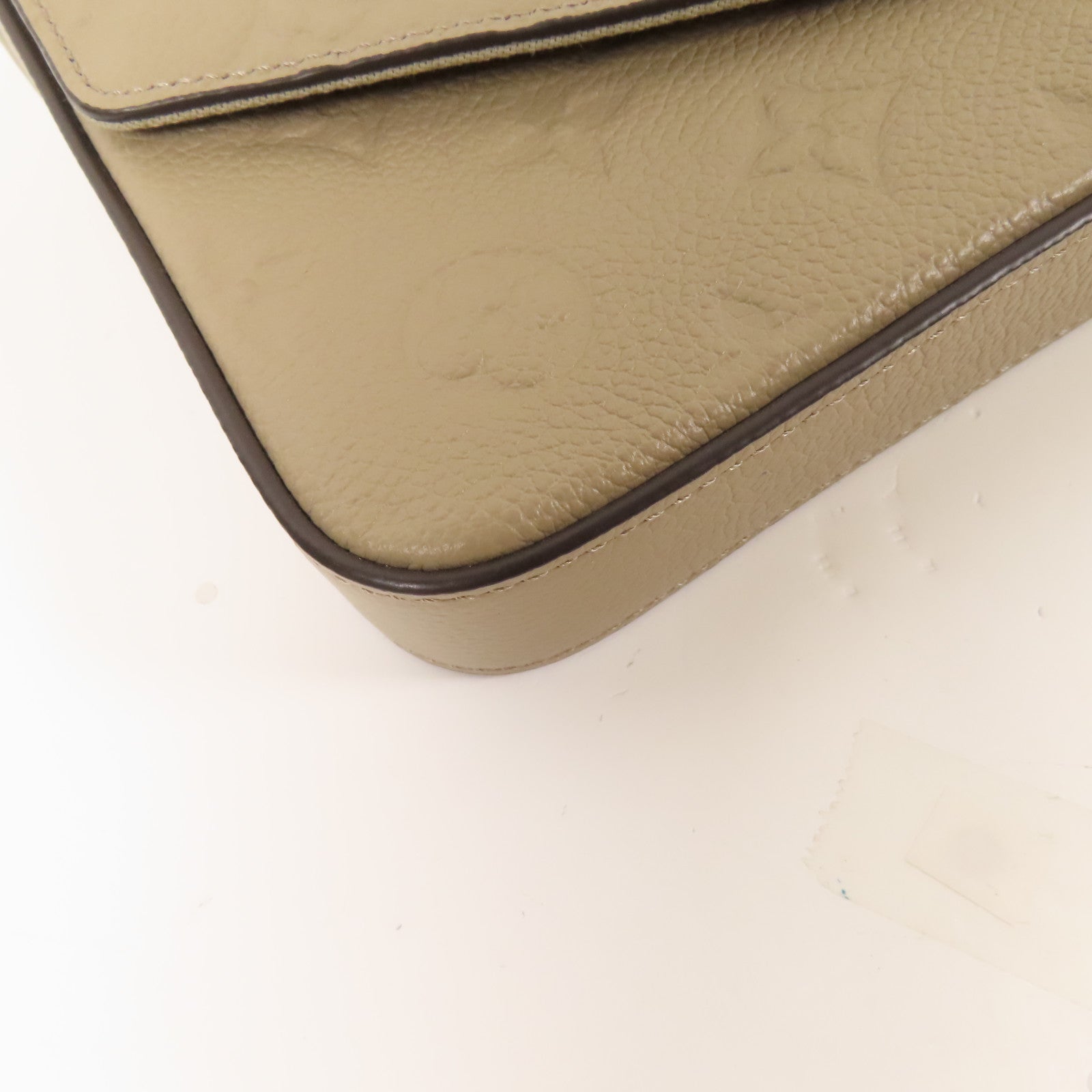 LOUIS VUITTON Monogram Empreinte Pochette Felicie金扣肩背袋