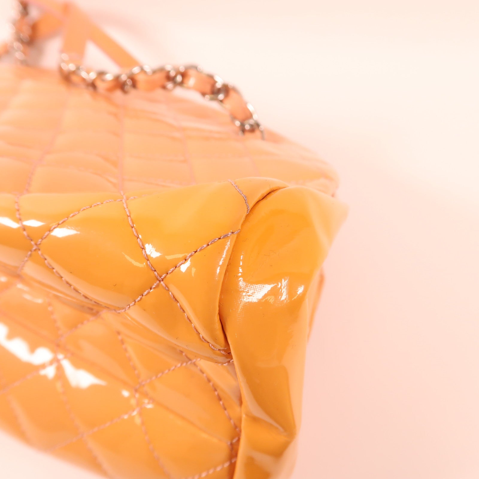 CHANEL 漆皮皮革Chain Shoulder銀扣鏈帶肩背袋