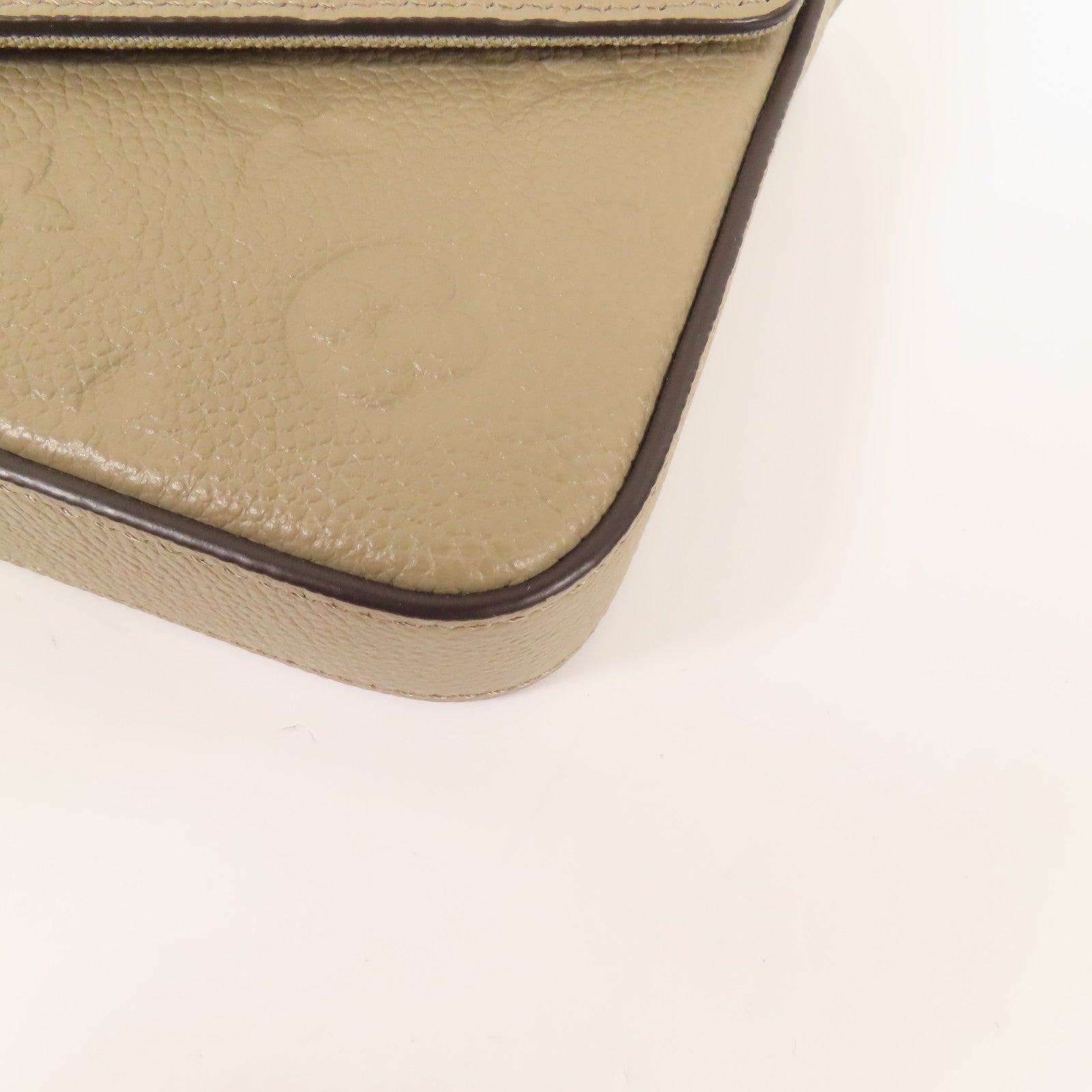 LOUIS VUITTON Monogram Empreinte Pochette Felicie金扣肩背袋