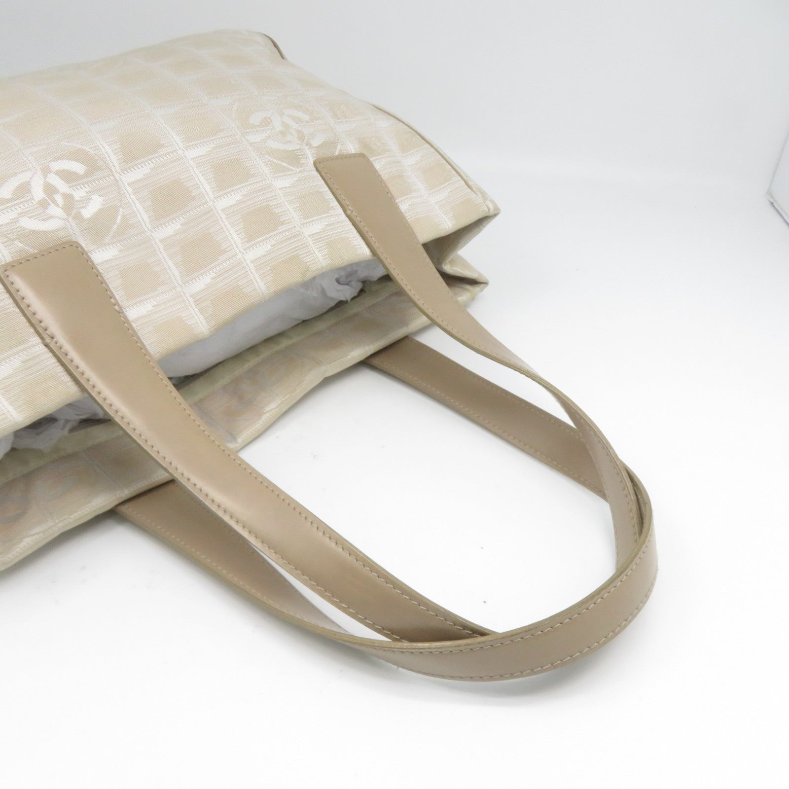CHANEL 【激減優惠】帆布New Travel Line Totebag金扣肩背袋杏色