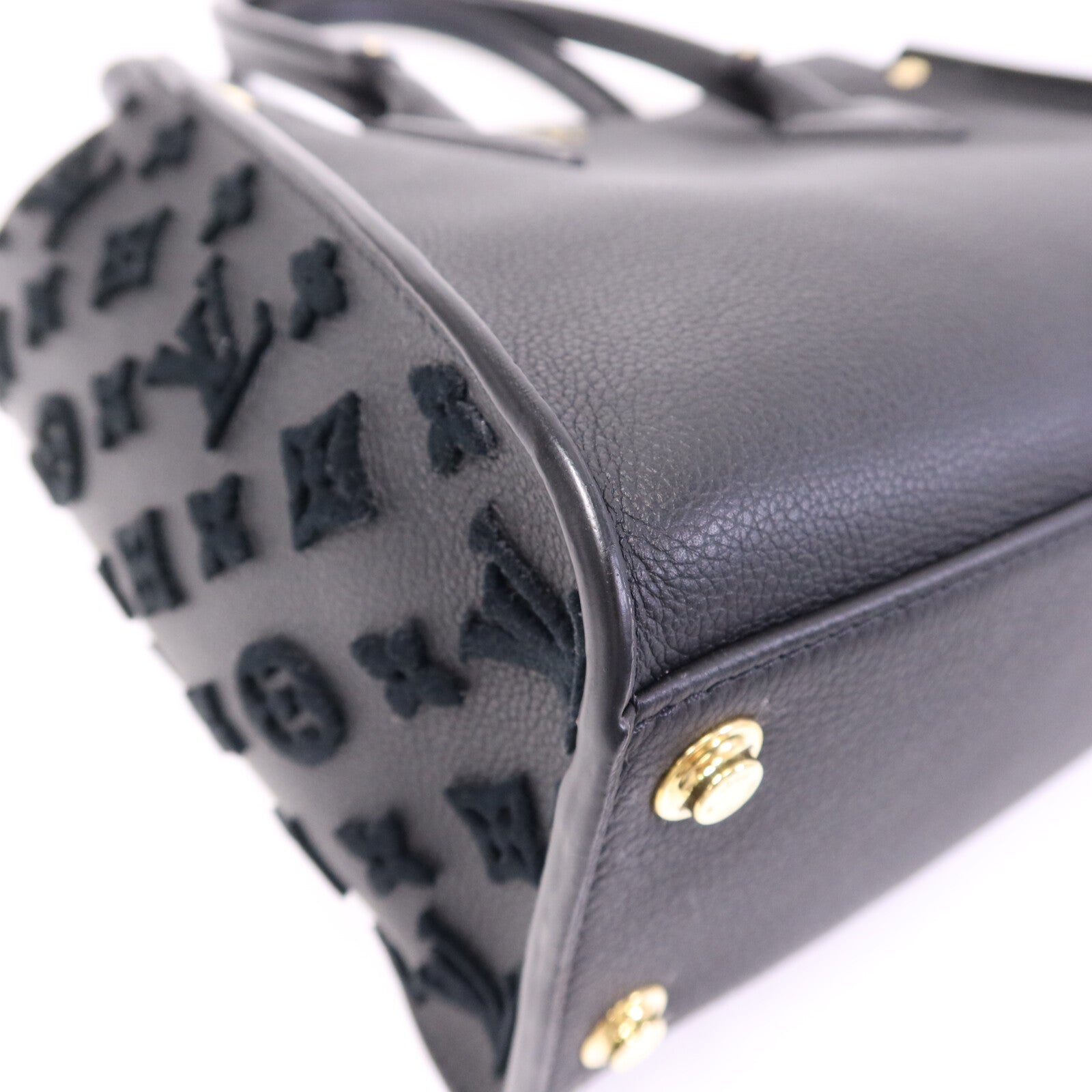 LOUIS VUITTON 牛皮皮革On My Side MM金扣手挽肩背兩用袋