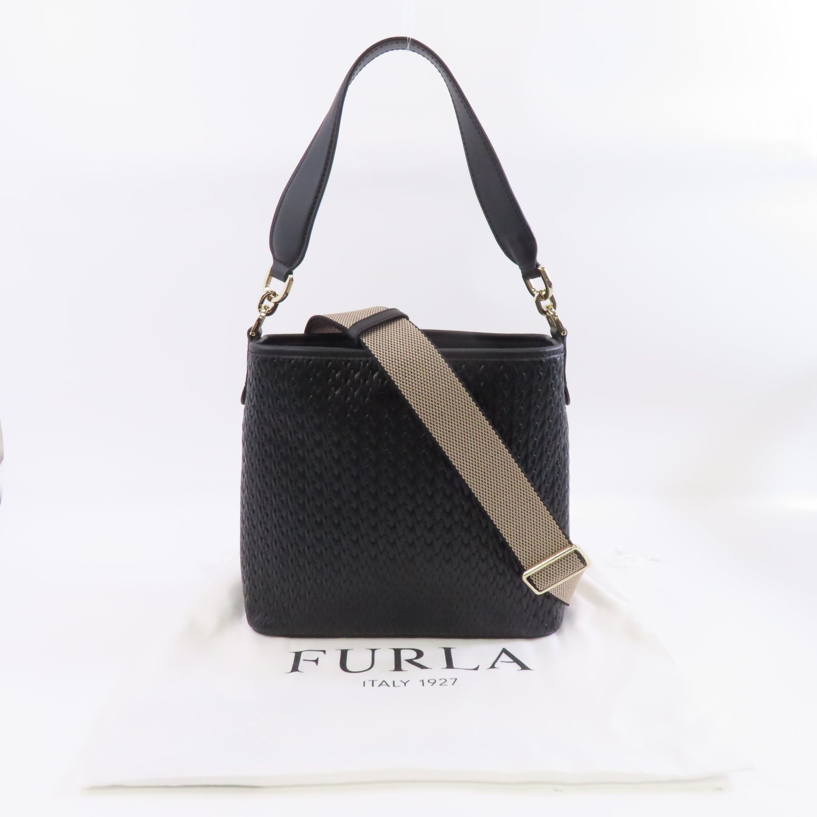 Furla 牛皮皮革2way Shoulder Bag金扣手挽肩背兩用袋黑色