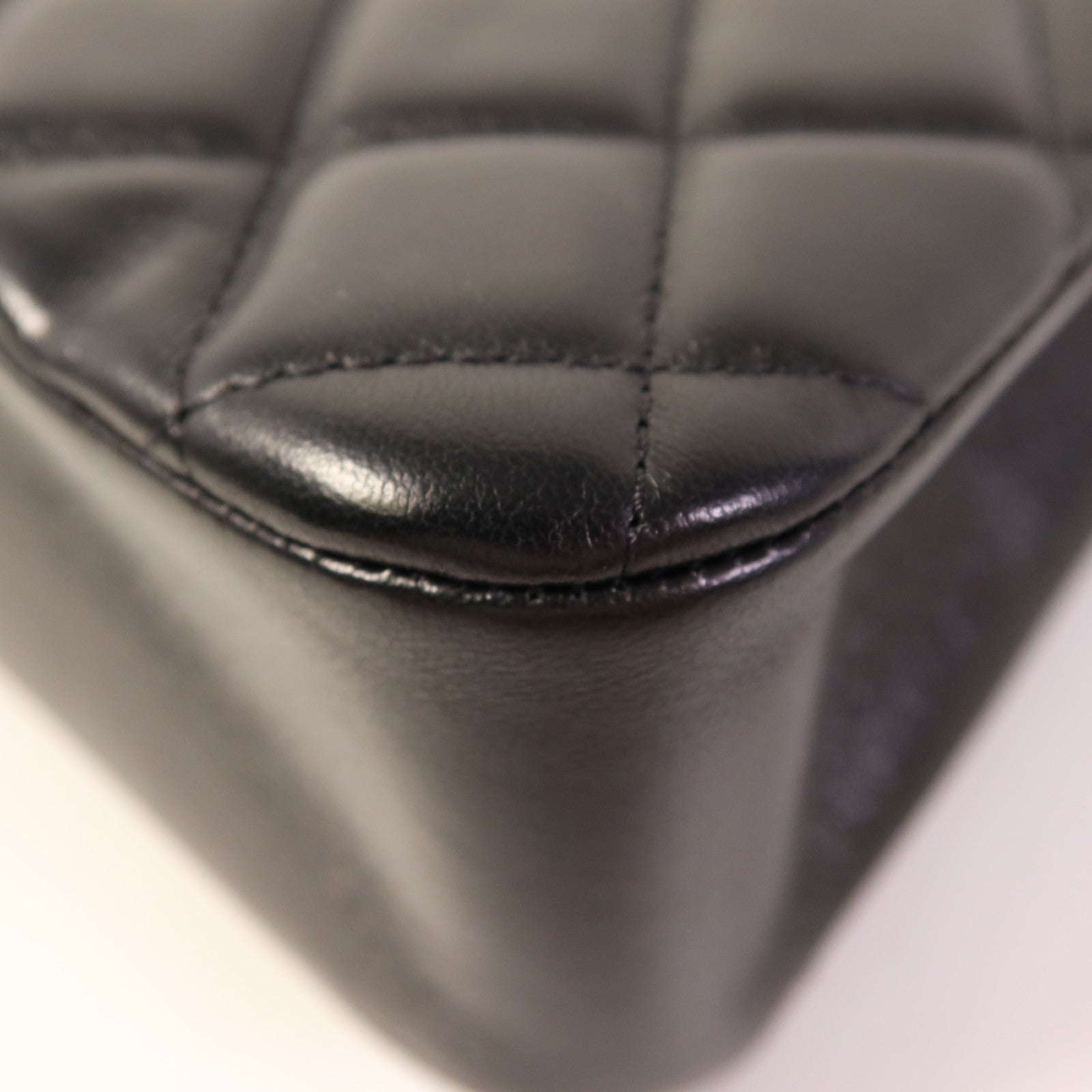 CHANEL 羊皮皮革Chain Shoulder Bag金扣鏈帶肩背袋