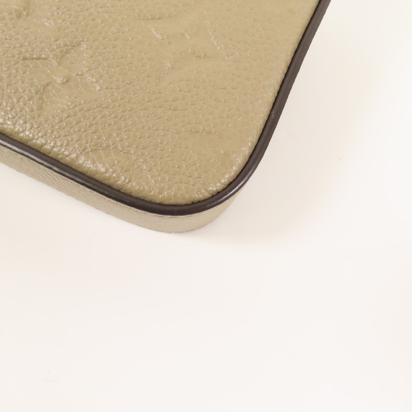 LOUIS VUITTON Monogram Empreinte Pochette Felicie金扣肩背袋