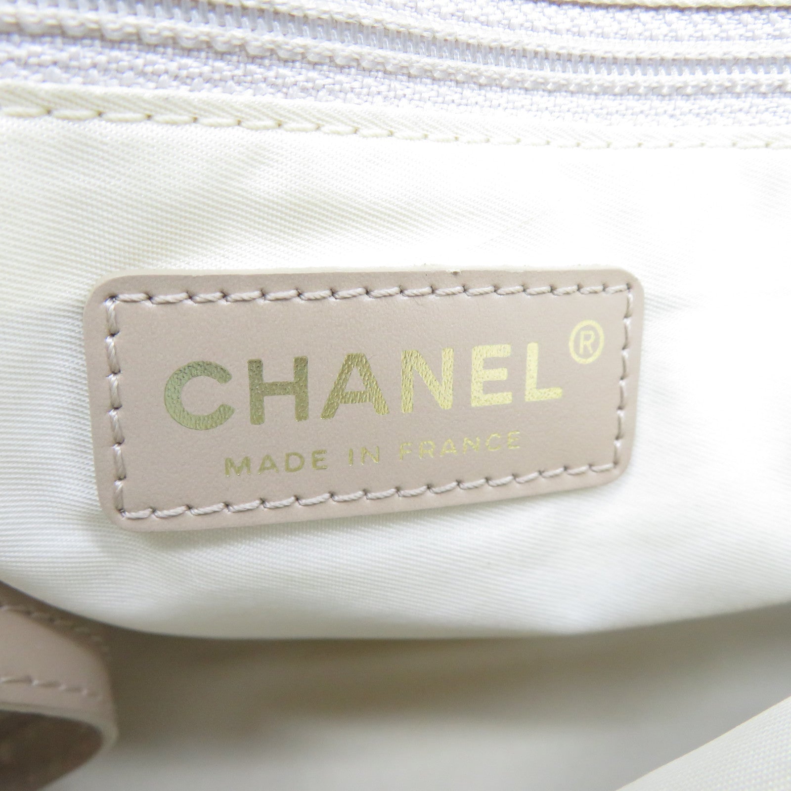 CHANEL 【激減優惠】帆布New Travel Line Totebag金扣肩背袋杏色