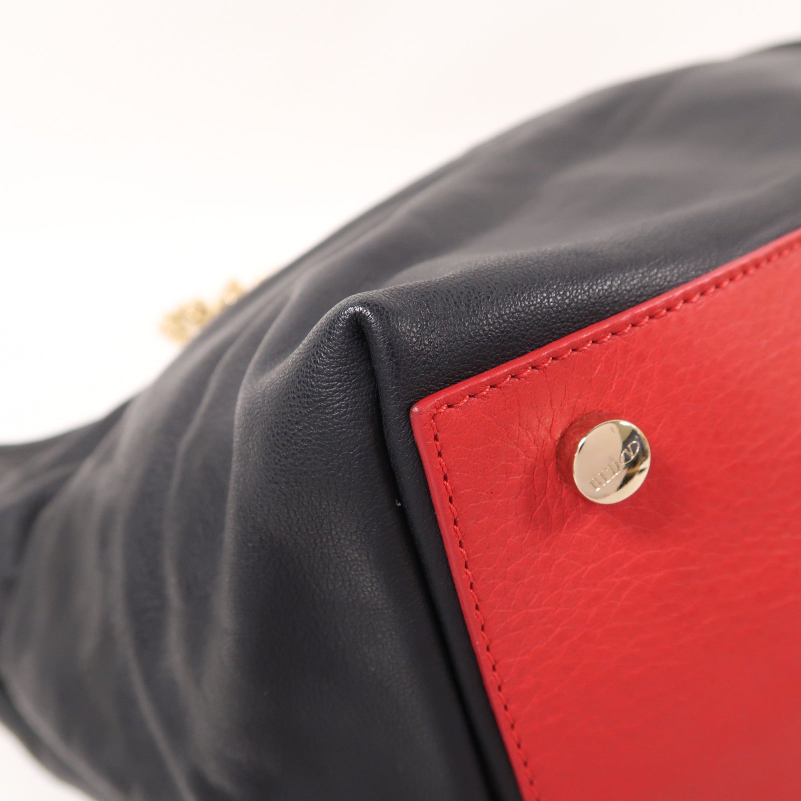 Valentino 牛皮皮革Chain Shoulder金扣肩背袋