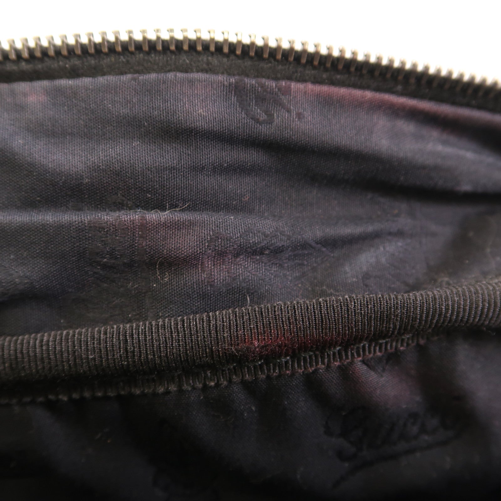 GUCCI 塗層帆布Shoulder Bag銀扣肩背袋