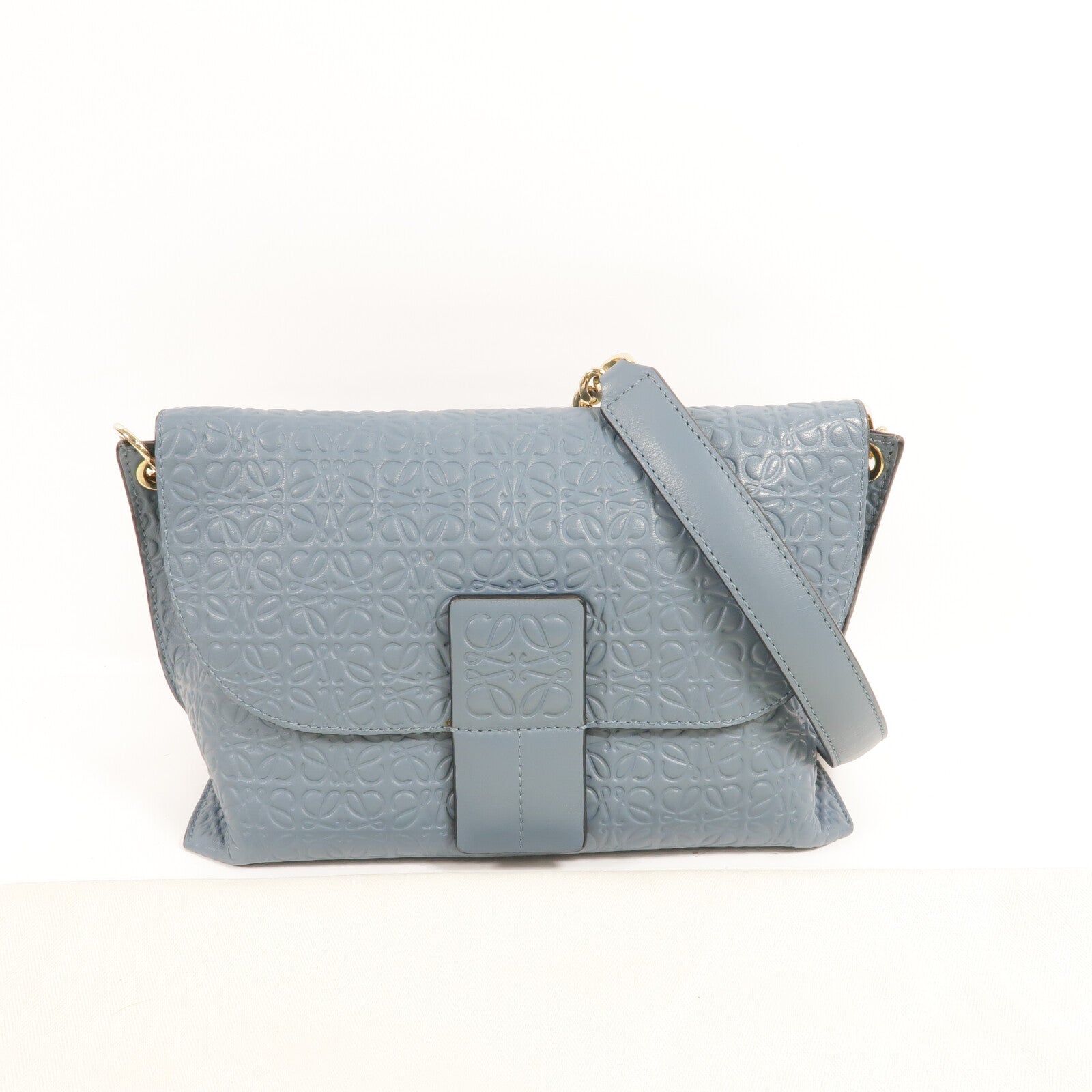 LOEWE 牛皮皮革Avenue Anagram鏈帶肩背袋