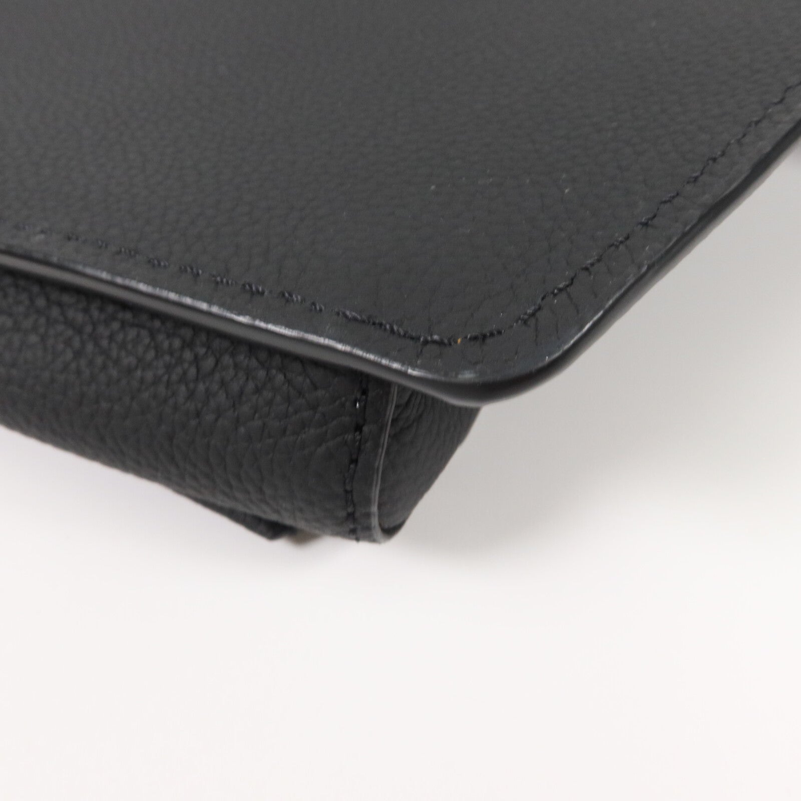 LOUIS VUITTON 牛皮皮革Aerogram Takeoff Sling肩背袋