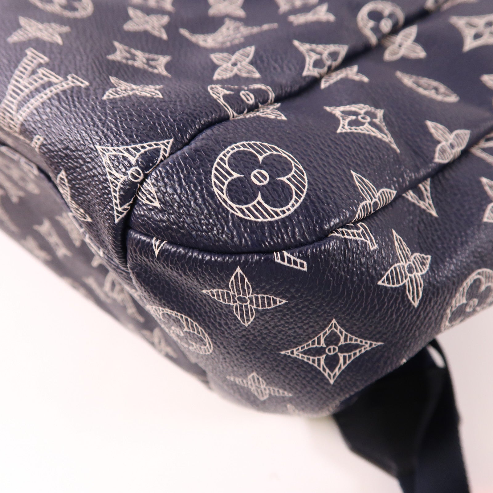 LOUIS VUITTON Monogram Ink Discovery背包