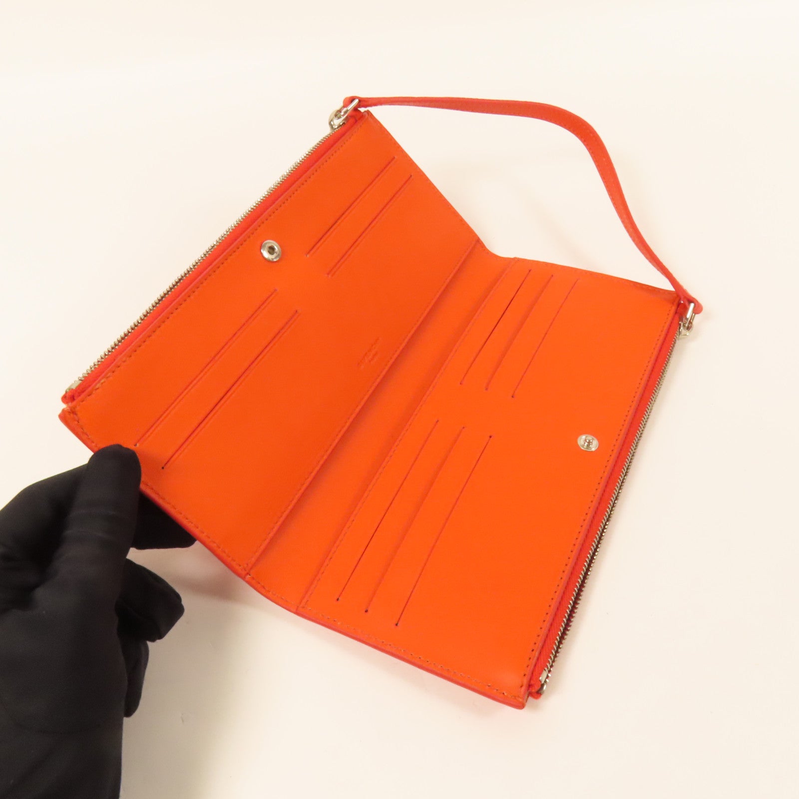 GIVENCHY 【激減優惠】牛皮皮革Long Wallet銀扣長錢包