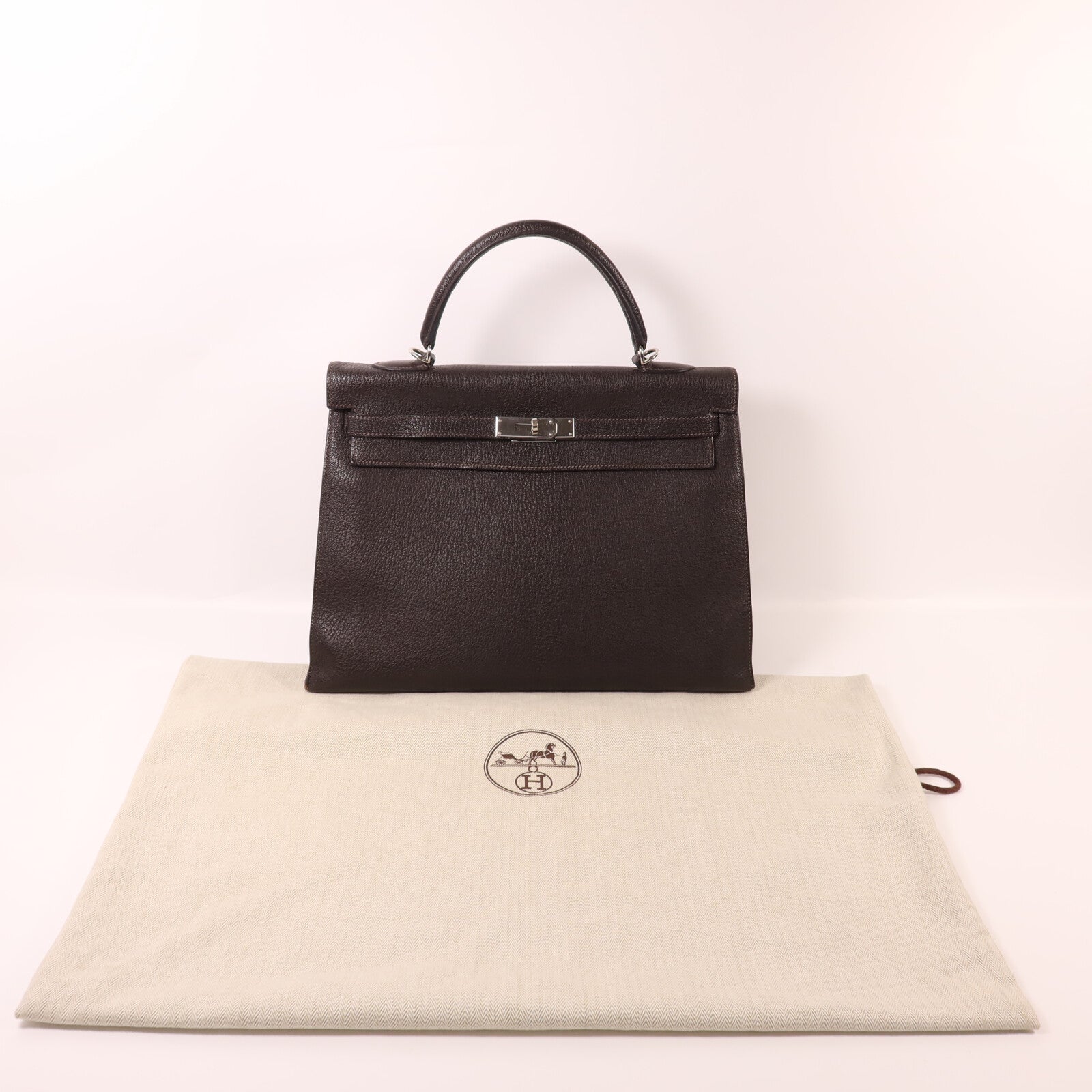 HERMES Chevre皮革Kelly 35銀扣手挽肩背兩用袋Café
